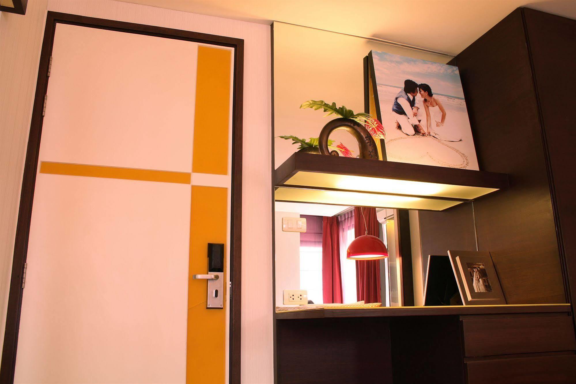 Tango Vibrant Living - Sha Extra Hotel Bangkok