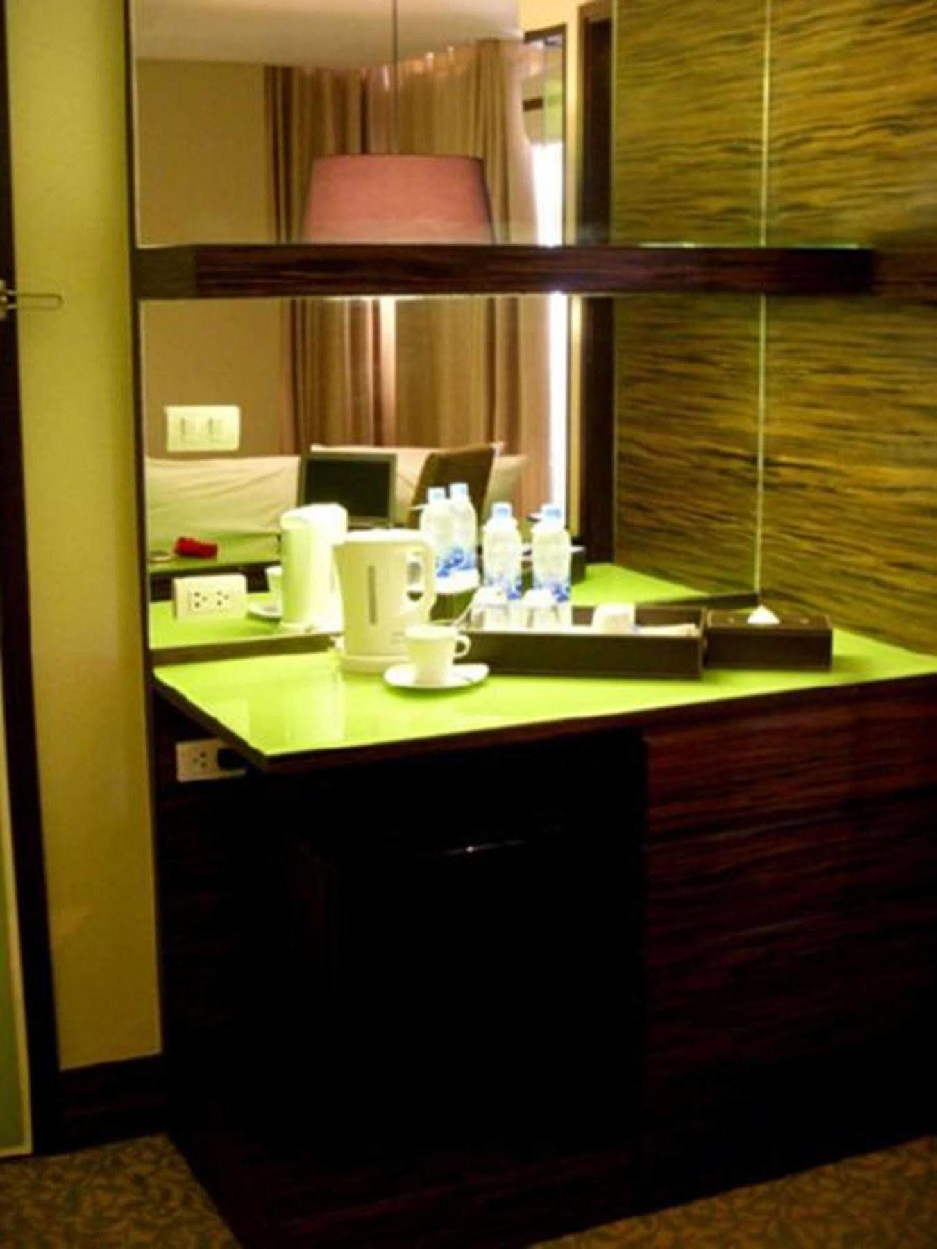 Tango Vibrant Living - Sha Extra 4*