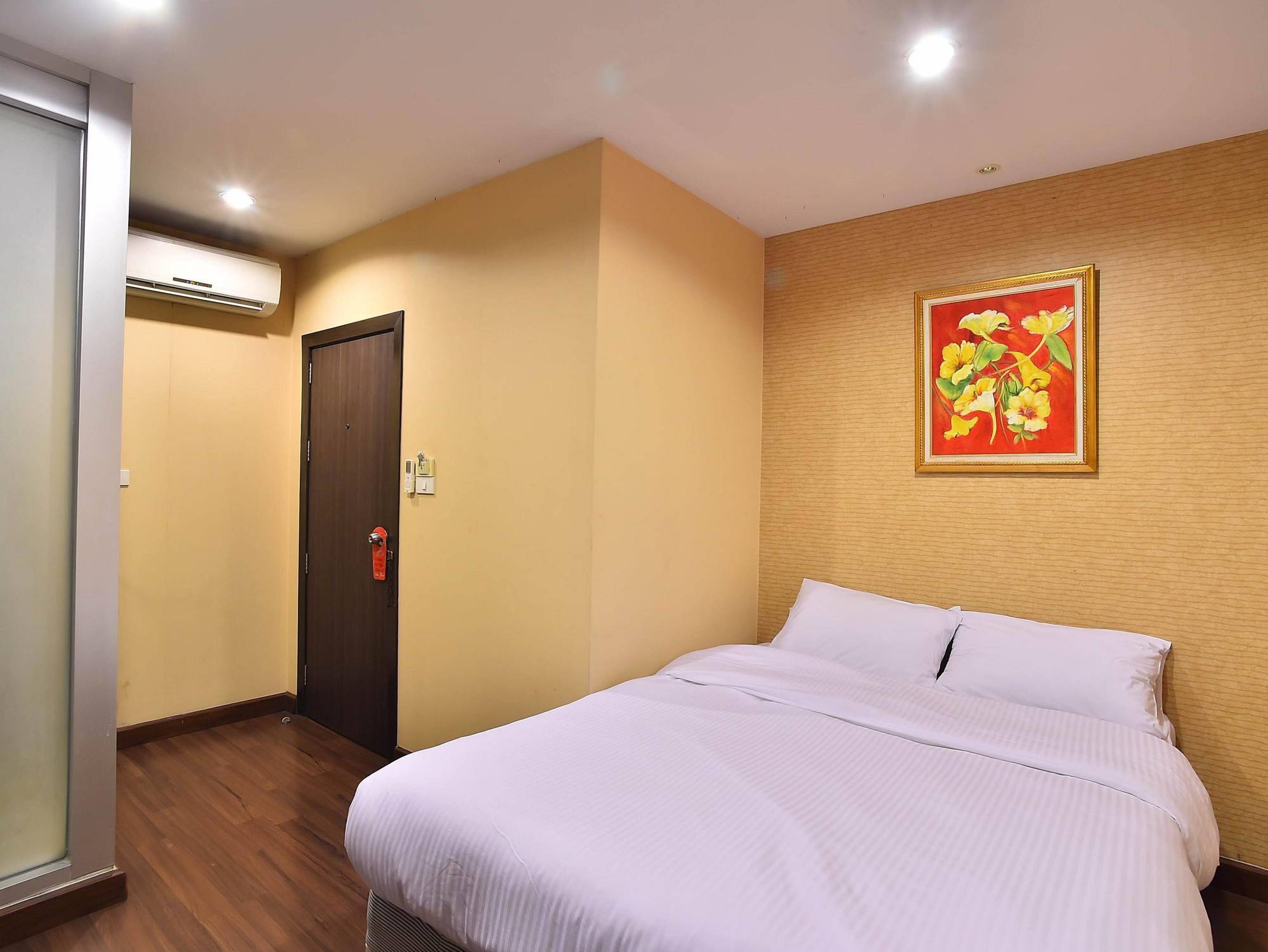 Hotel Take A Rest 3*