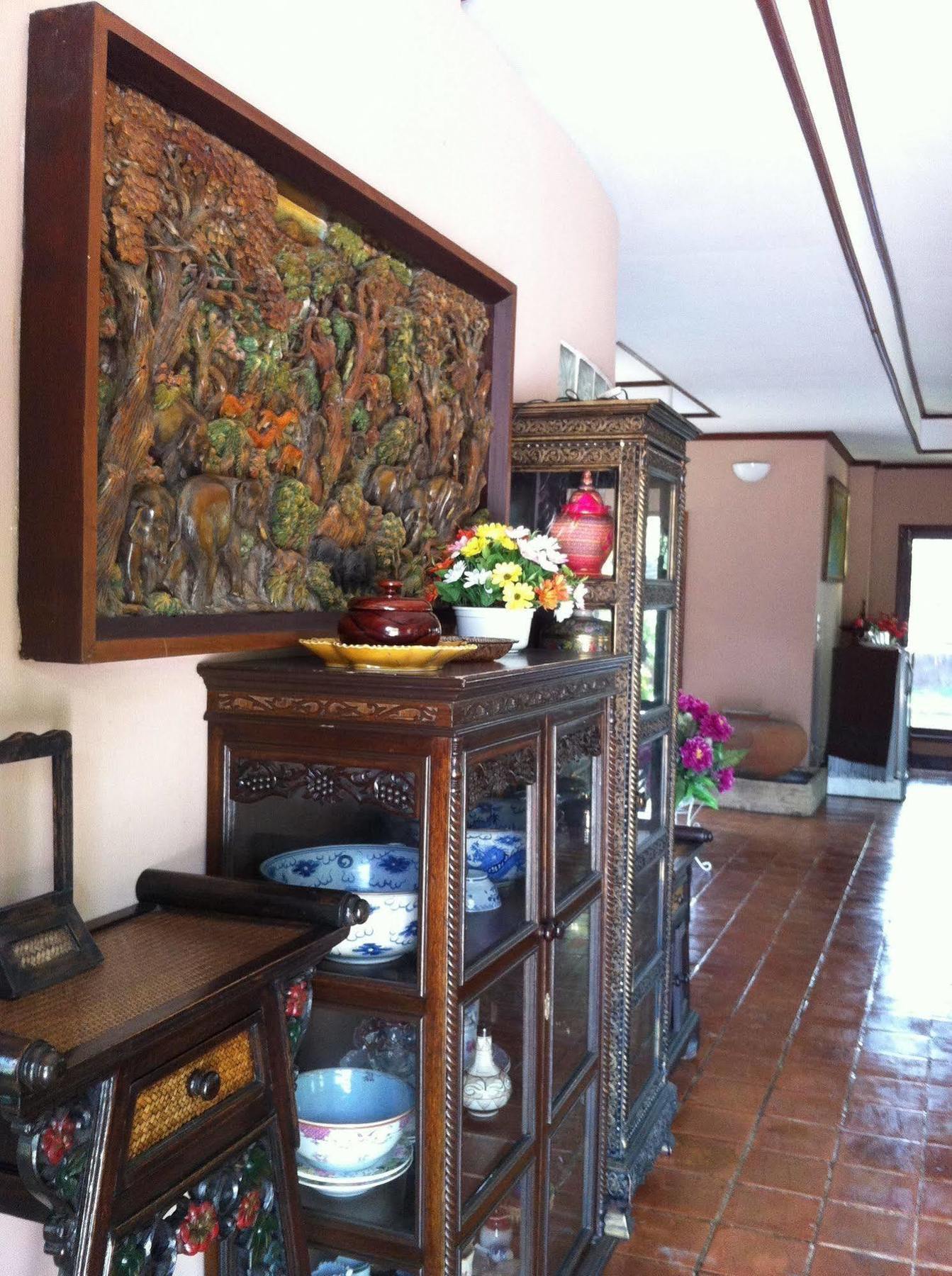 Nontnatee And Restaurant Homestay *