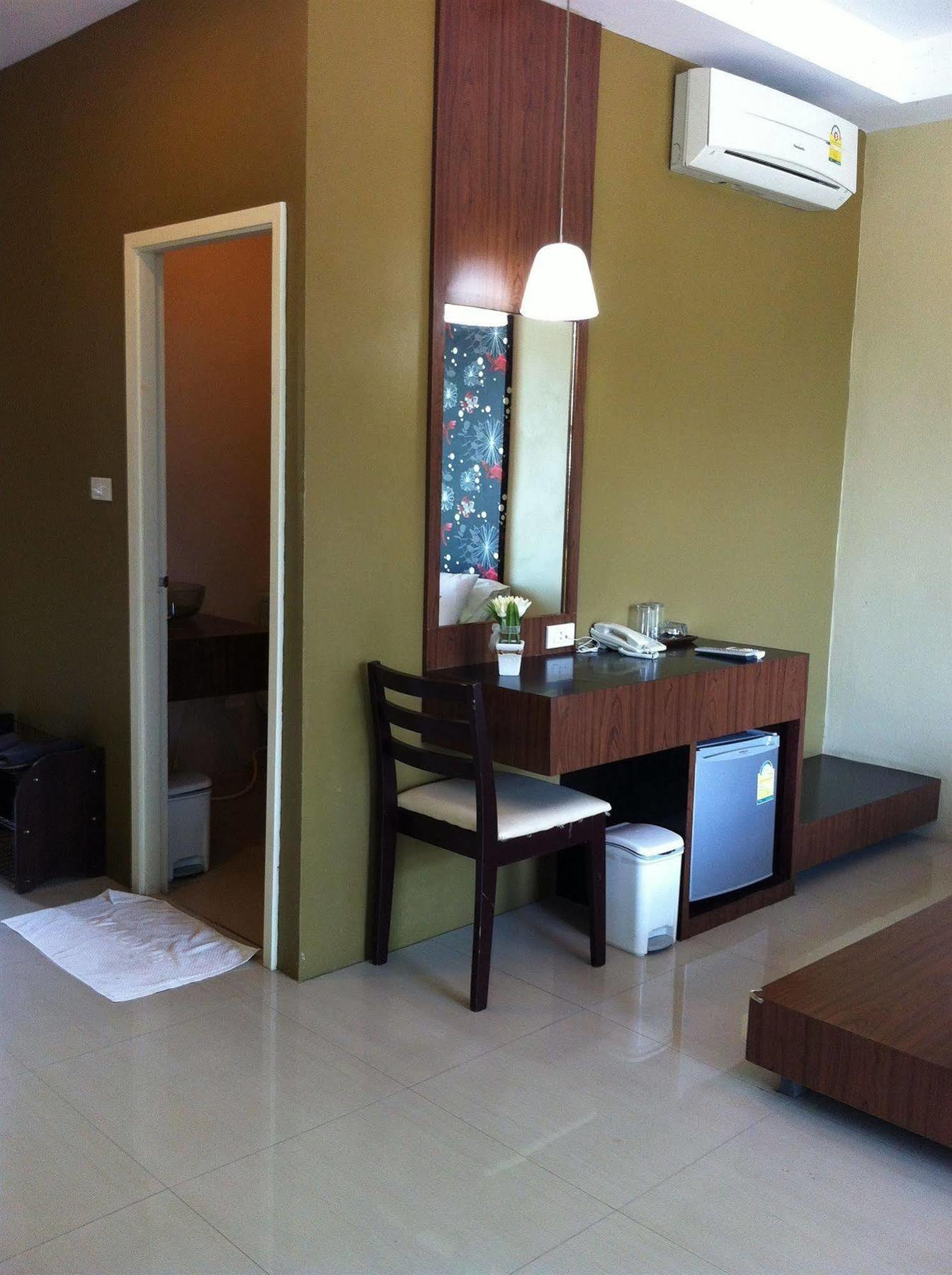 Nontnatee And Restaurant Homestay *