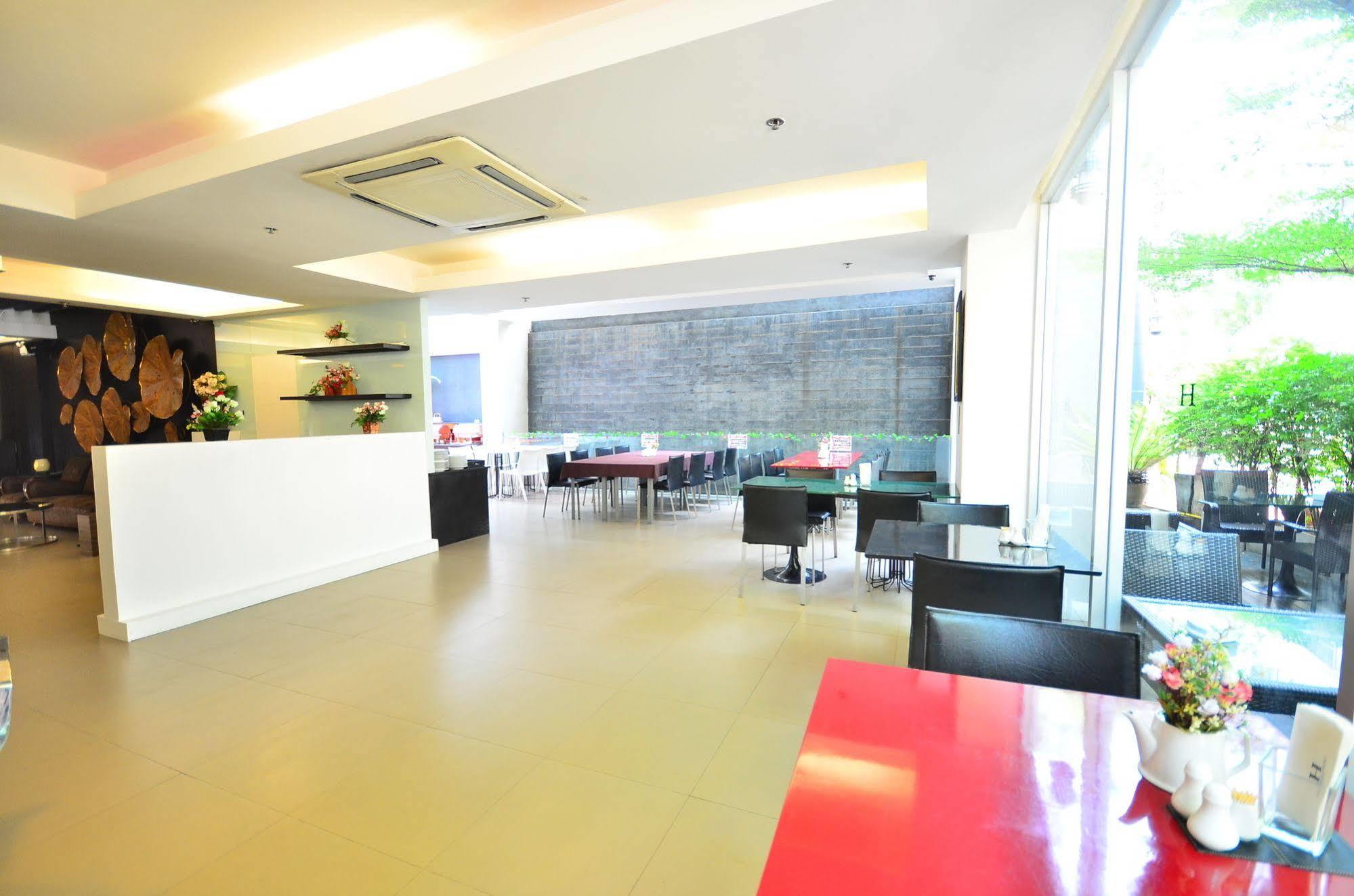 Hotel H-residence Bangkok