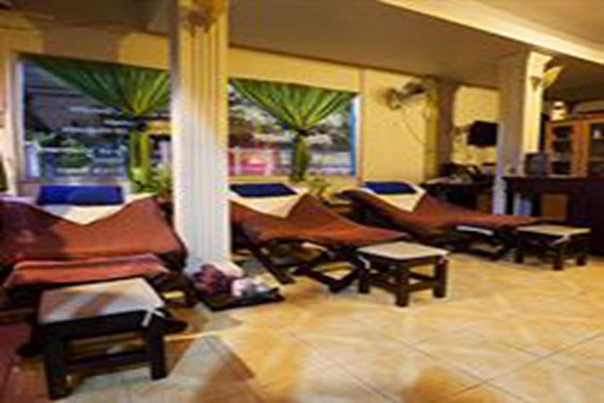 Grand Mandarin Latphrao 130