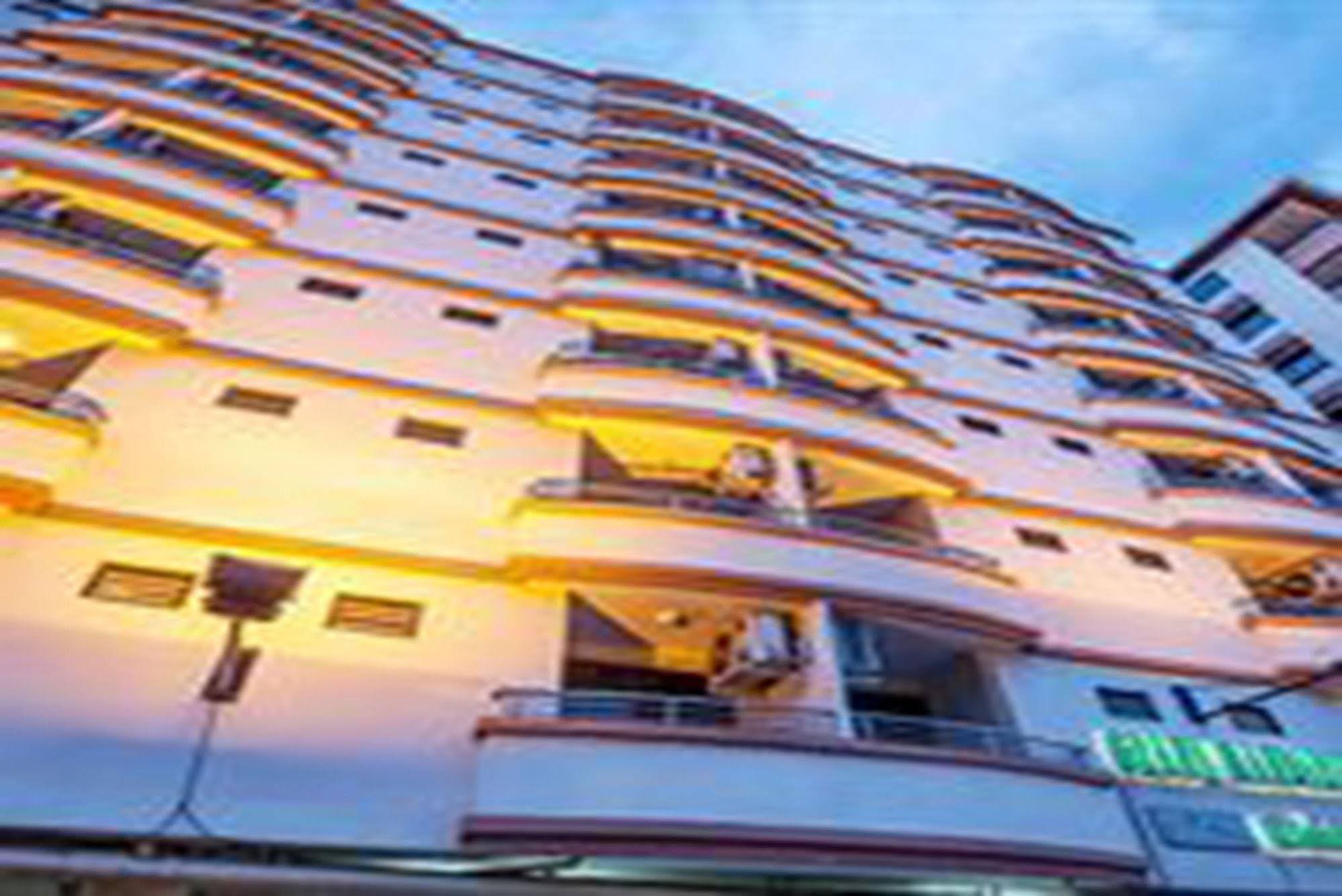 Hotel Grand Mandarin Latphrao 130