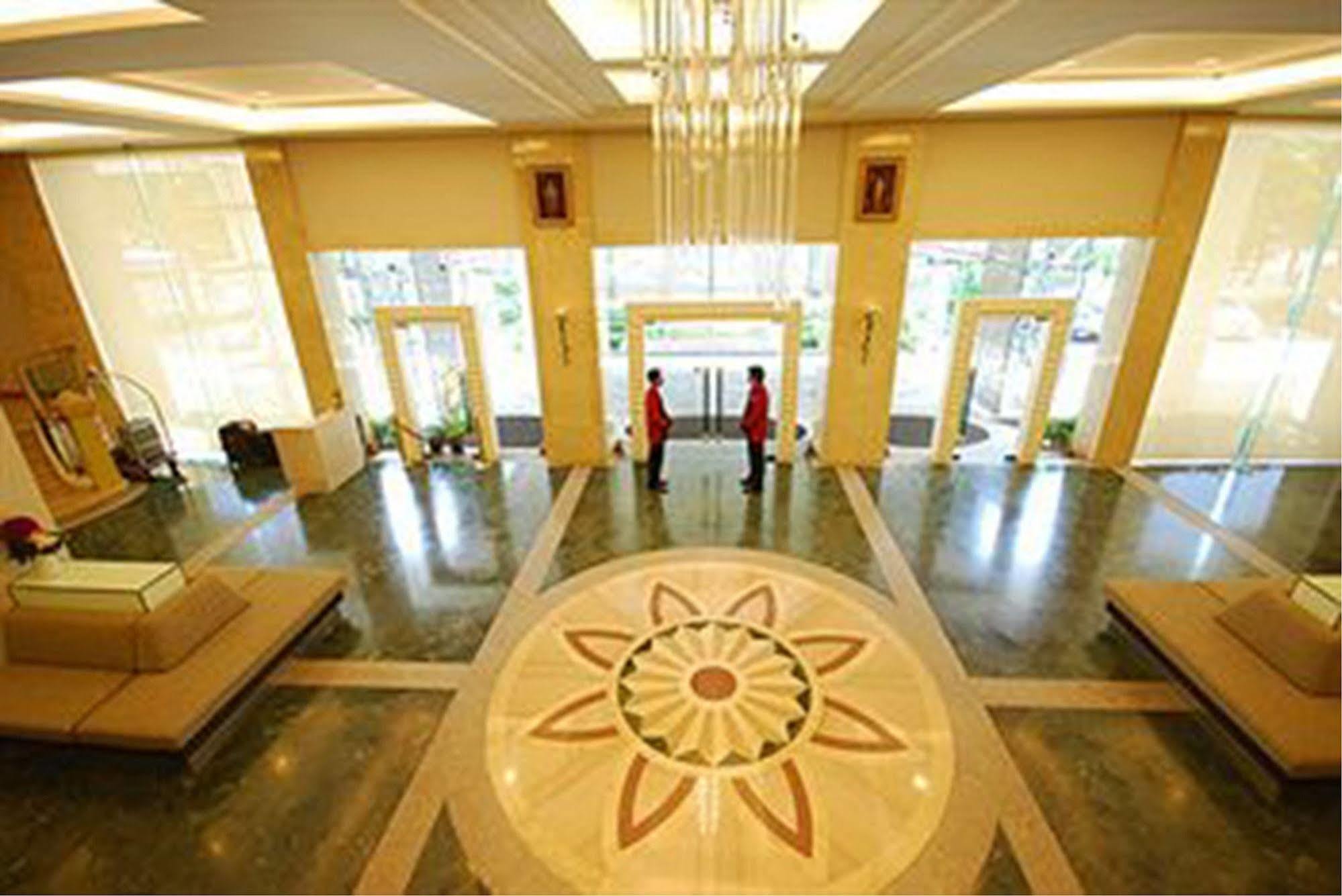 Sc Park Hotel 4*