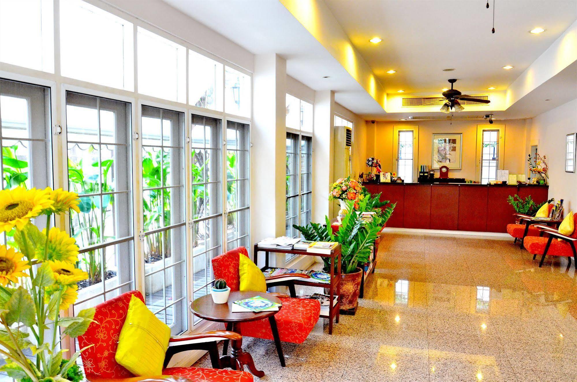 The Sunrise Residencia