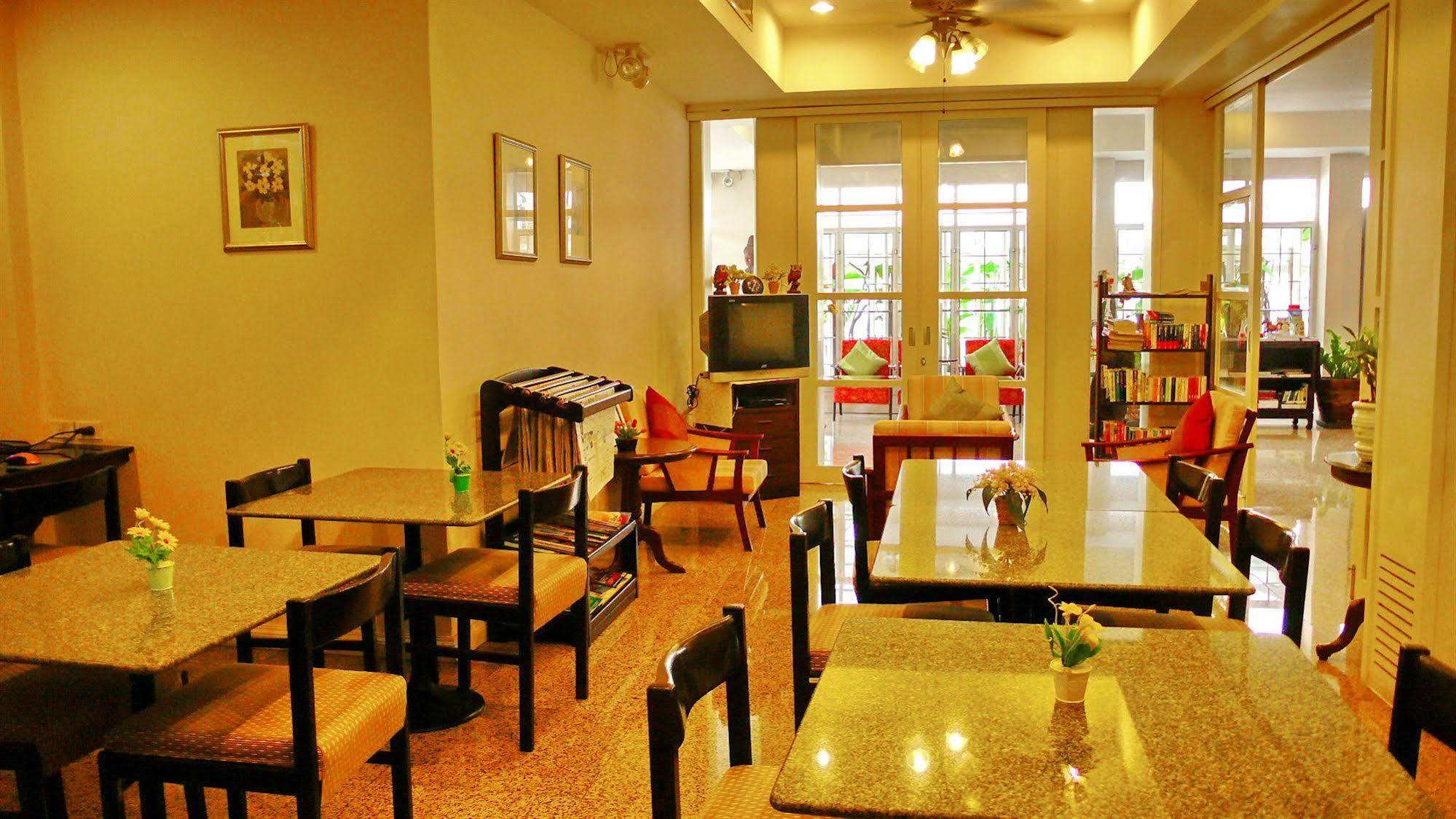 Apartamento The Sunrise Residencia Bangkok