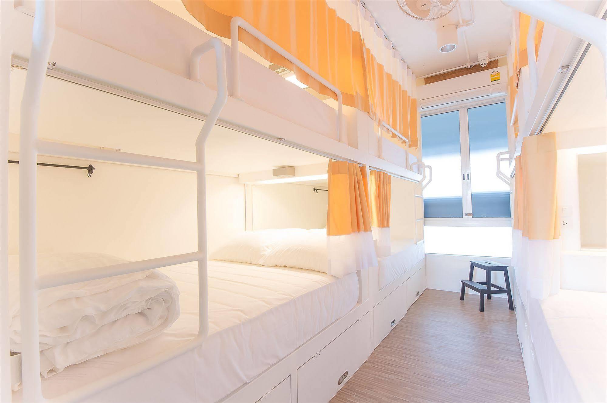 Glad Bar & Restaurant Hostel *