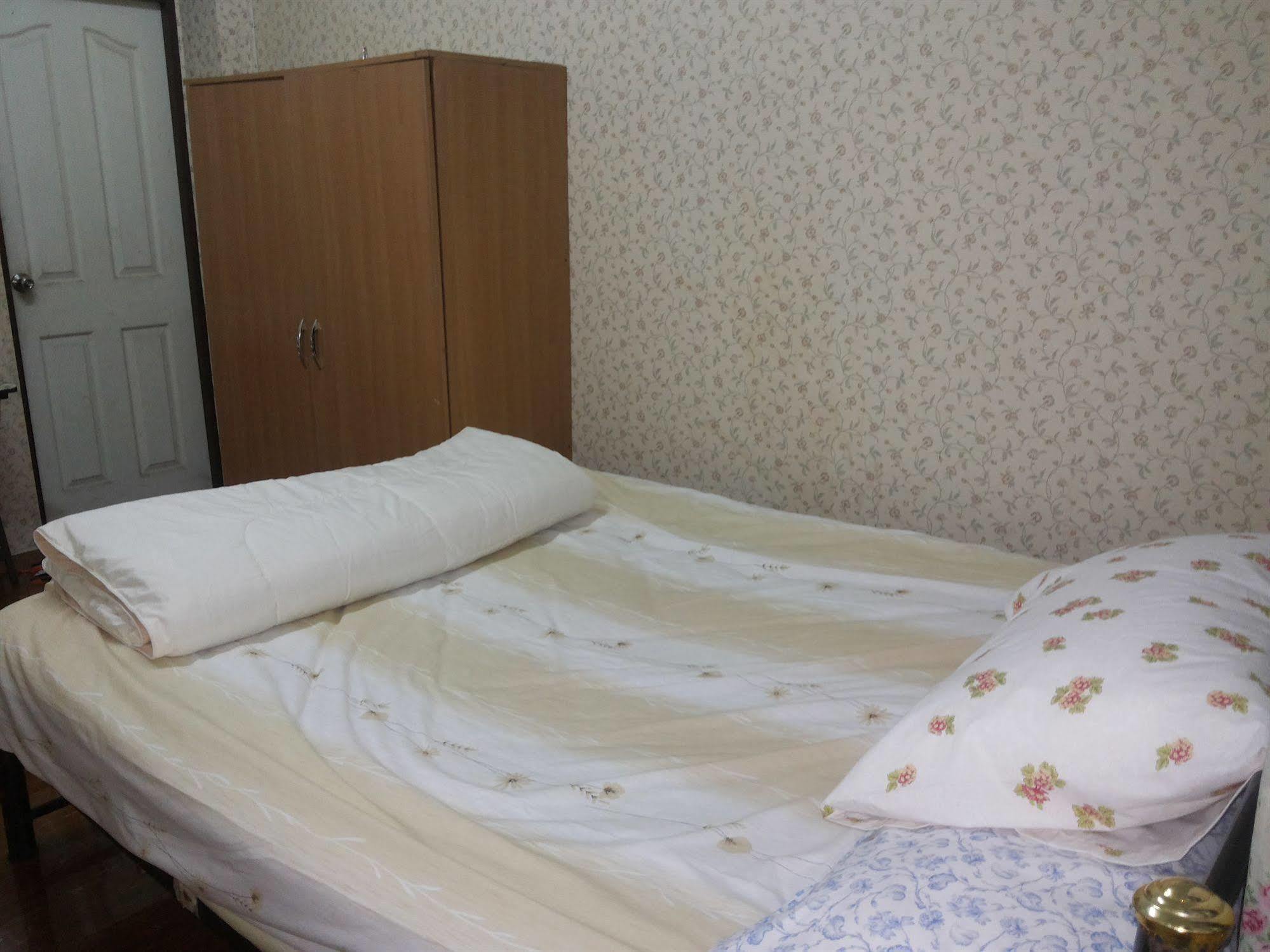 Apartment Oyo 471 Sunshine Bangkok