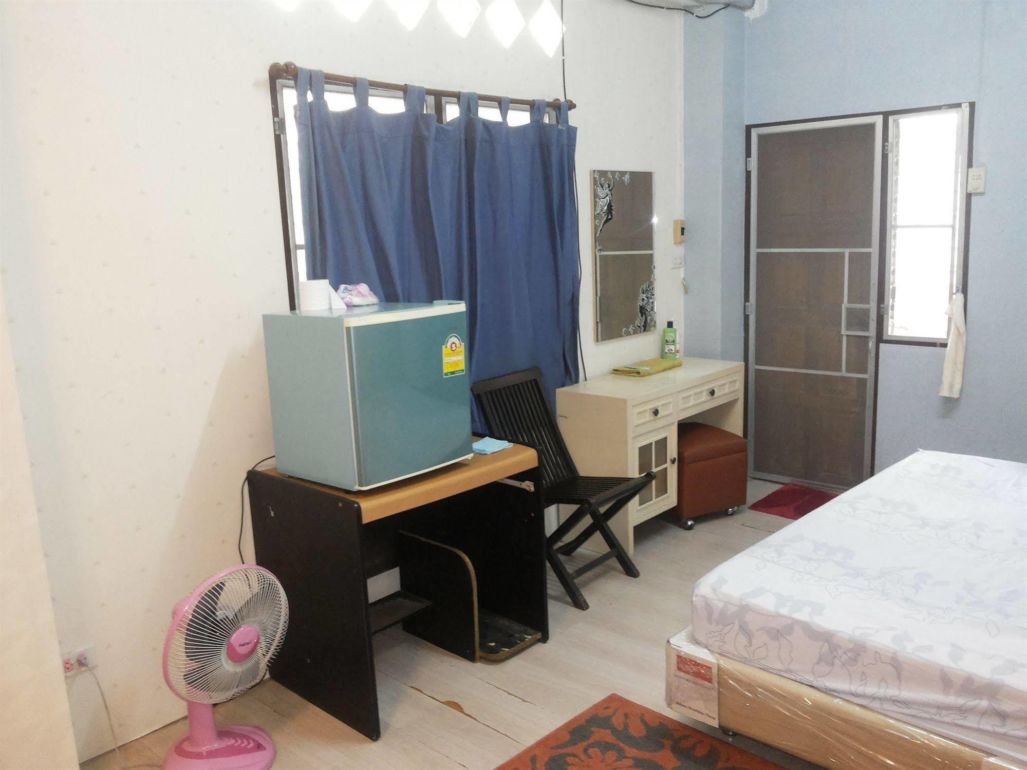 Oyo 471 Sunshine Apartment Bangkok