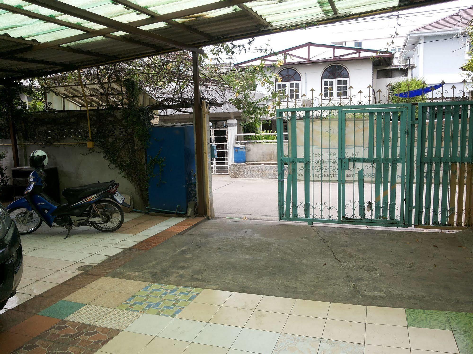 Apartment Oyo 471 Sunshine Bangkok