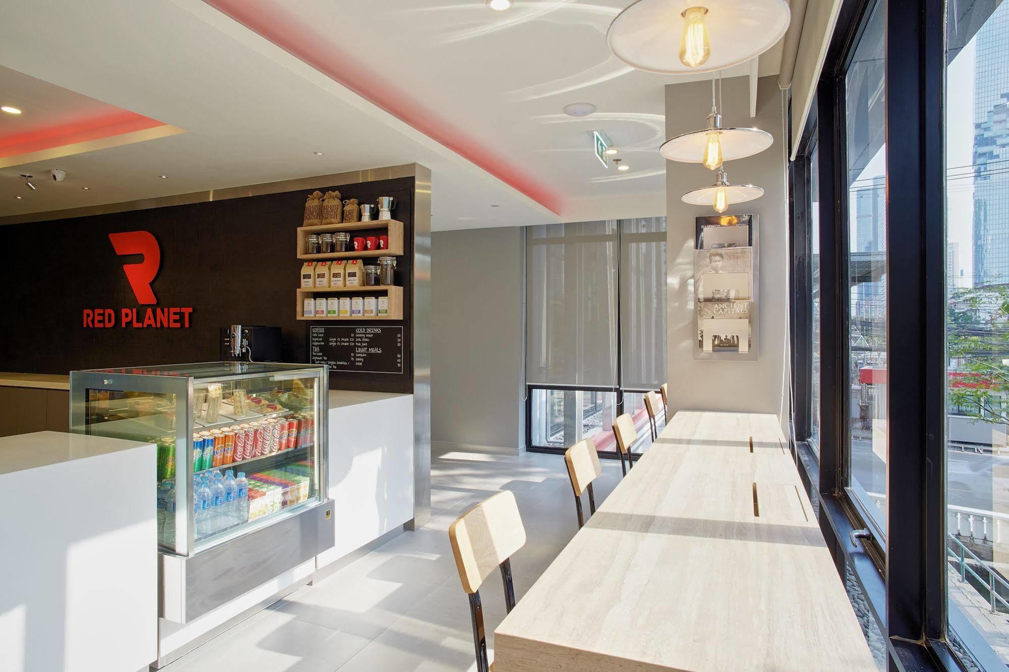 Hotel Red Planet Surawong Banguecoque