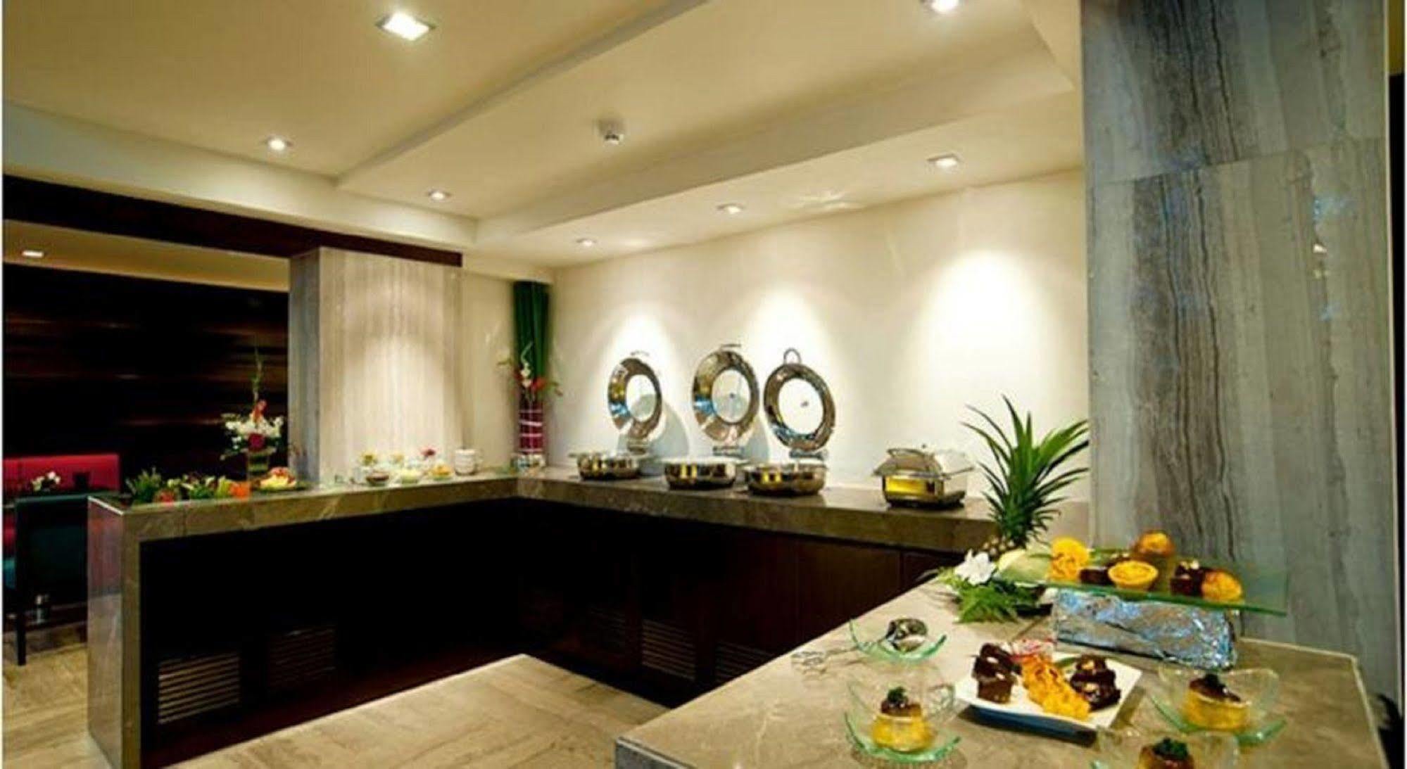 Fx Metrolink Makkasan Hotel