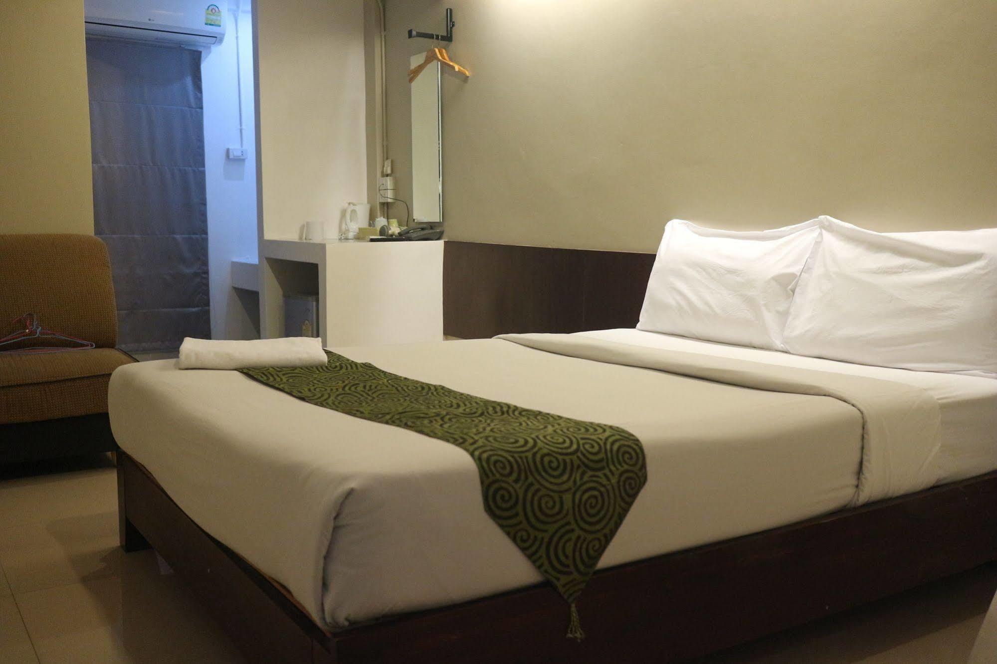 Hotel Floral Shire Suvarnabhumi Airport - Sha Extra