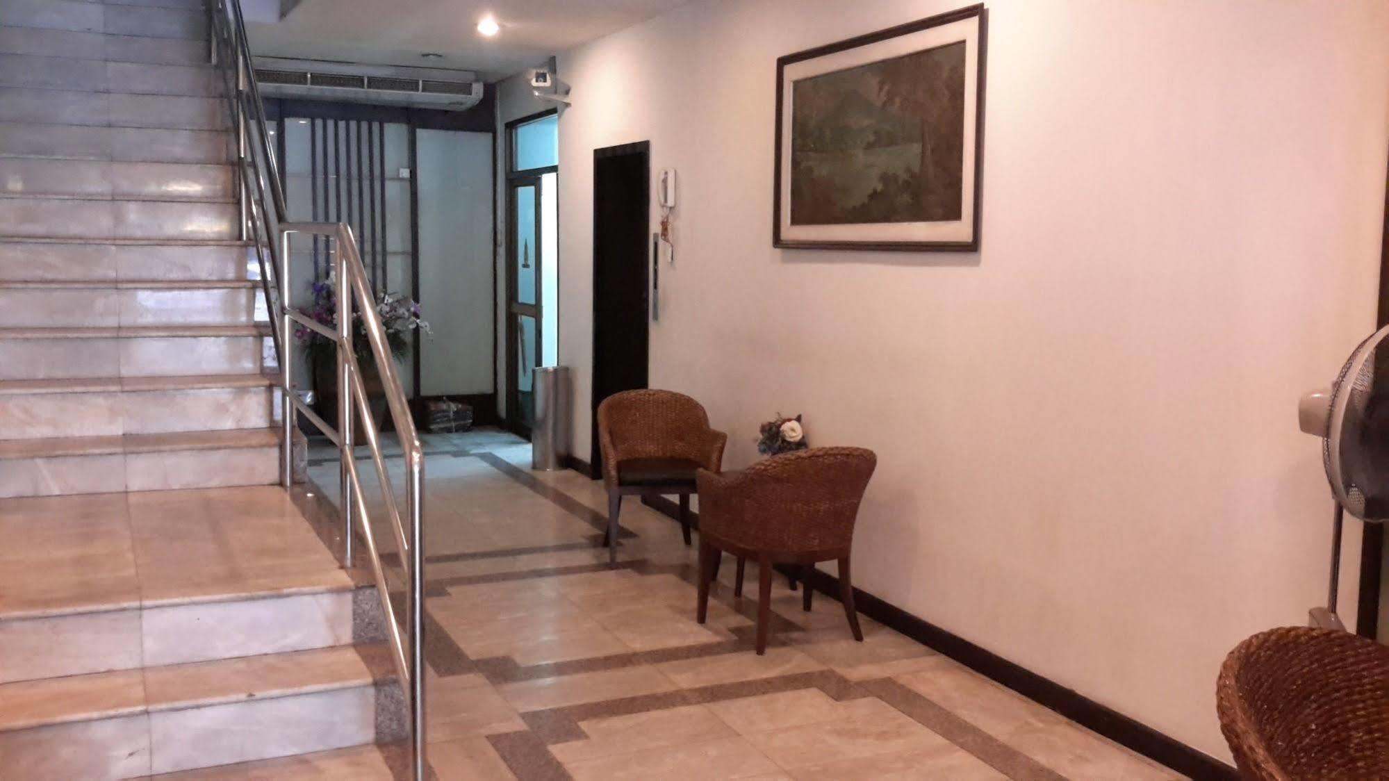 The Pavilion Place Hotel Bangkok
