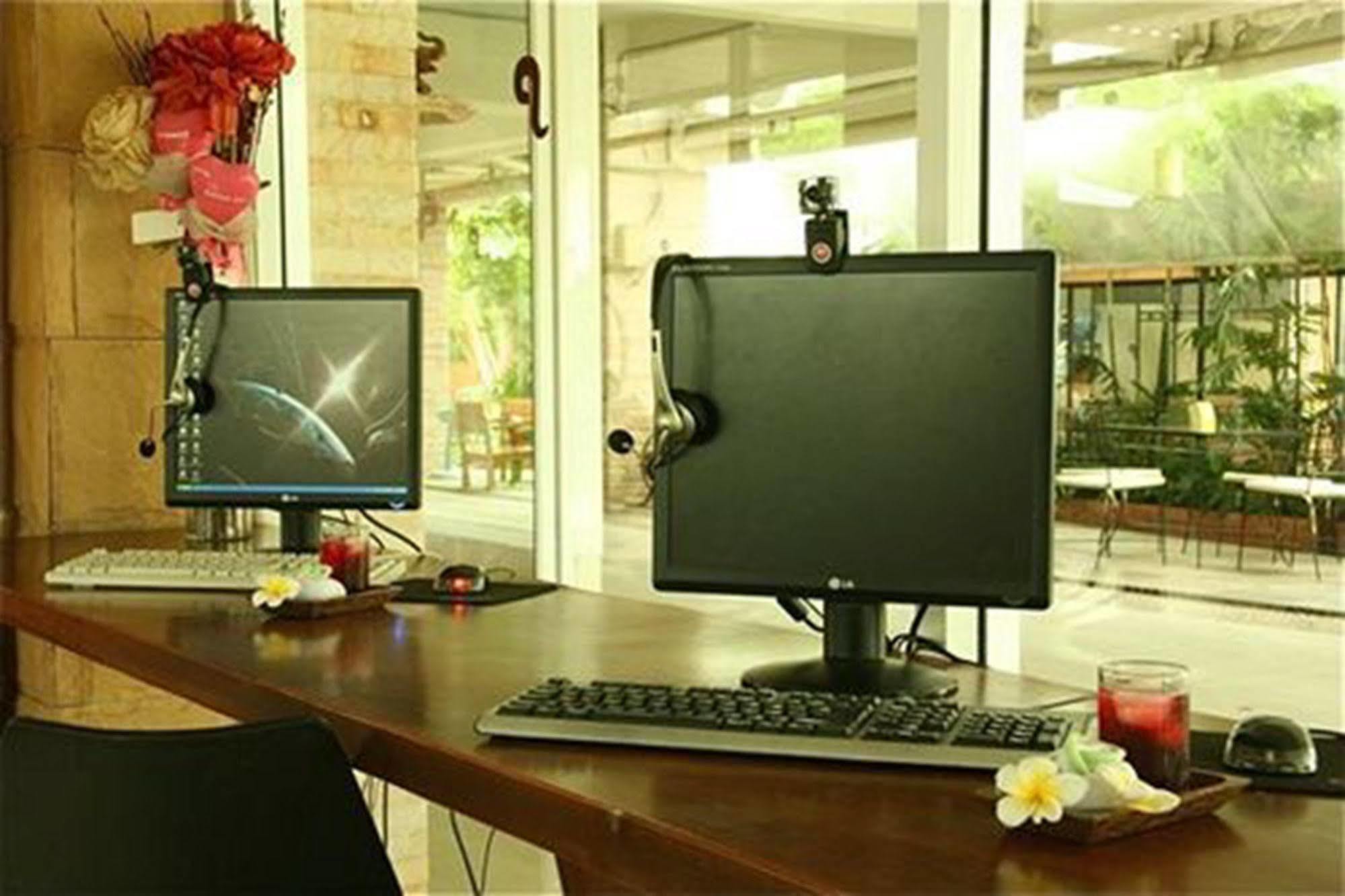 Khách sạn Plai And Herbs Suvarnabhumi Airport 3*
