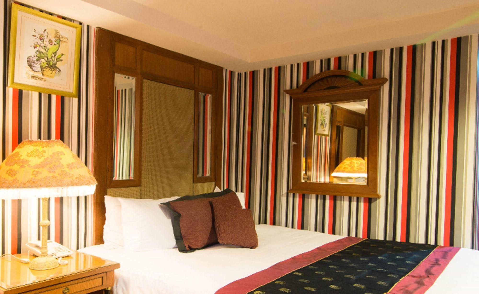 Hotell Diamond Sha Certified Bangkok