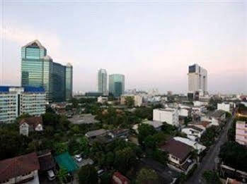 Poonchock Mansion Khách sạn