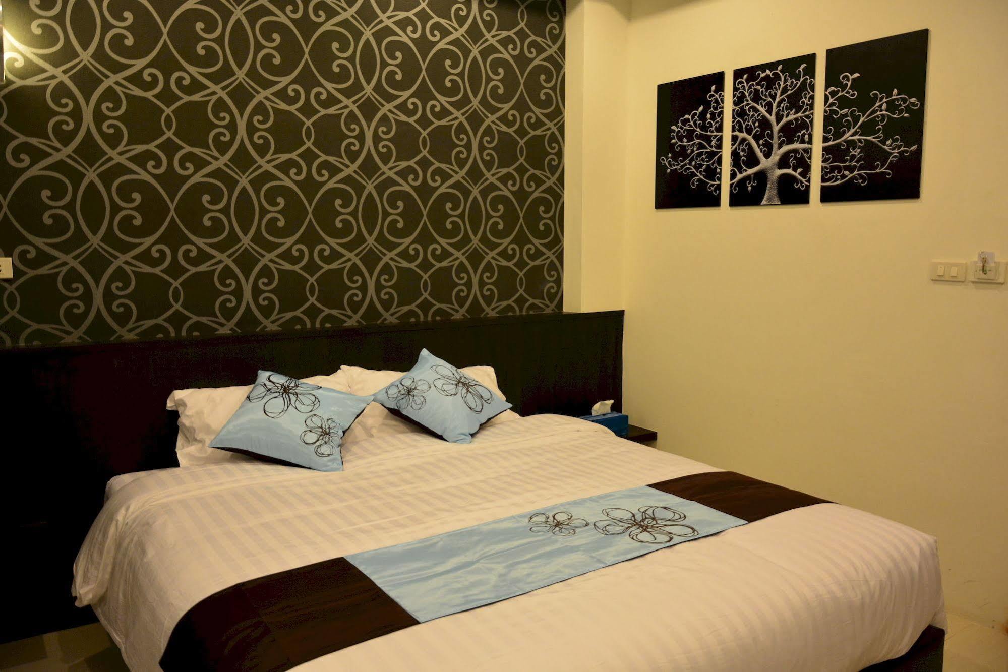 Rumah tetamu Adamaz House 2*