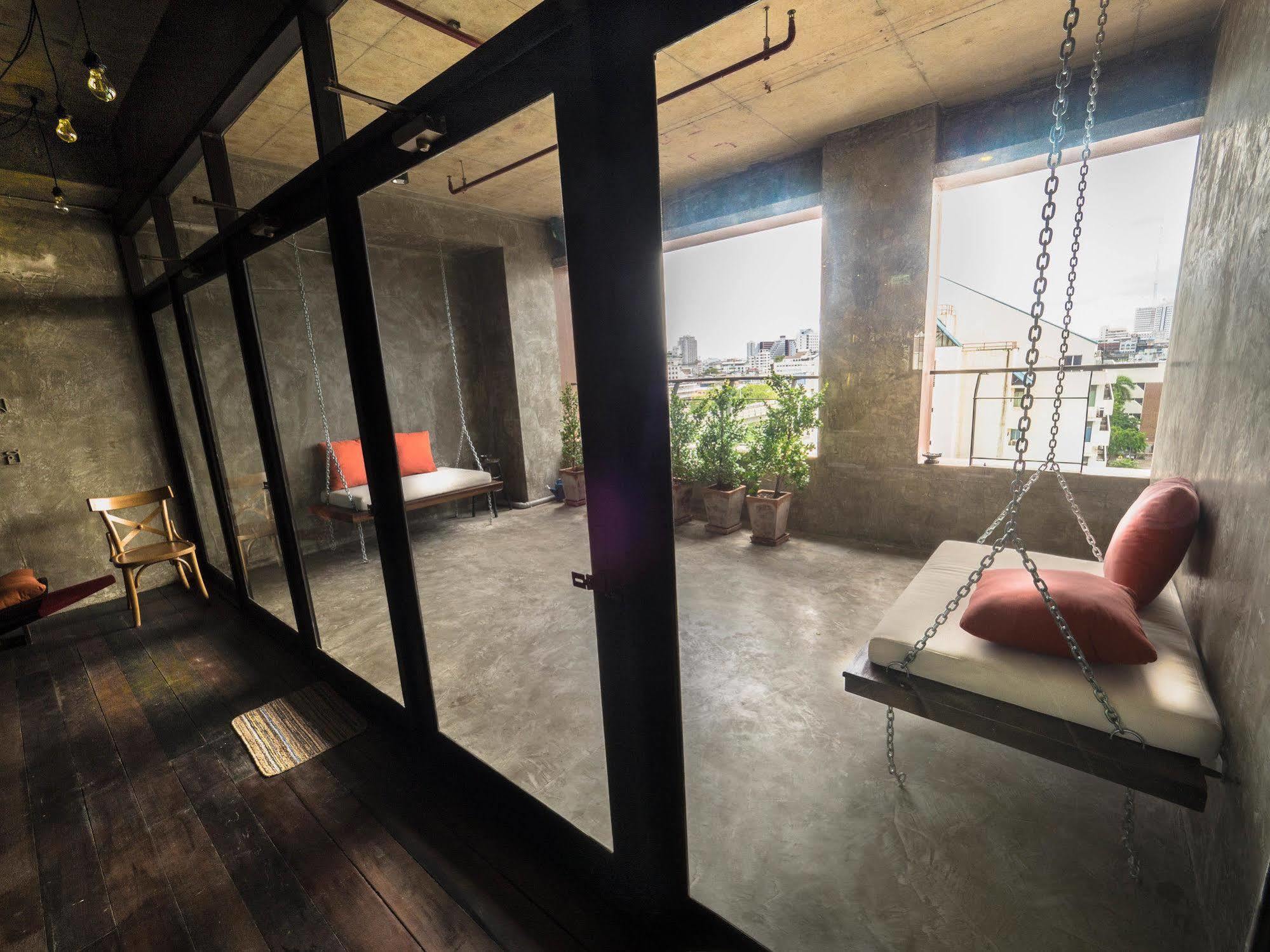 Chao Hostel Bangkok