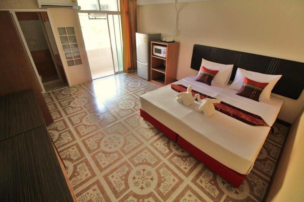 Ac Habitat Bangkok