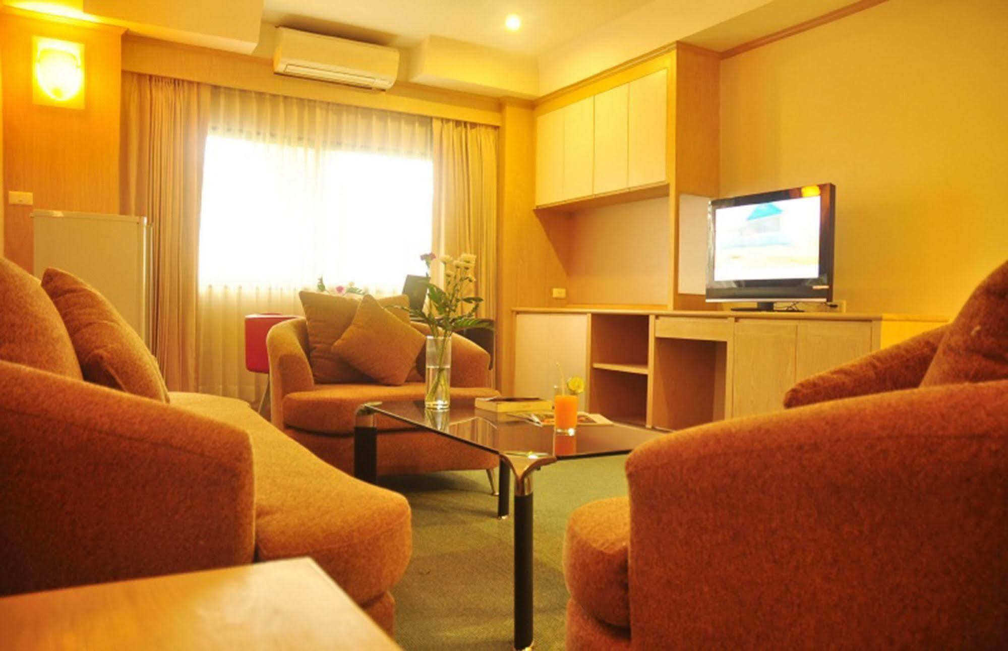 Mini-hôtel Dt - Pratunam 2*