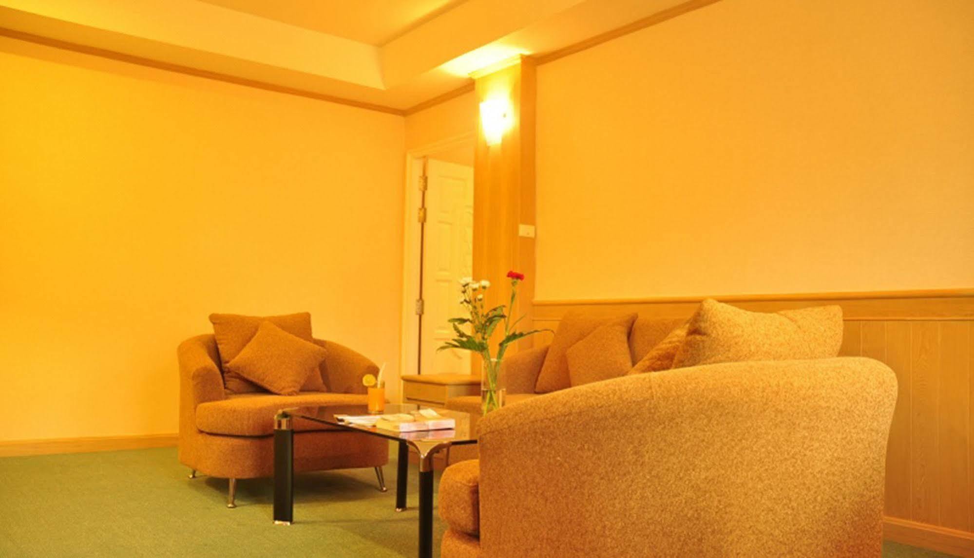 Mini-hôtel Dt - Pratunam 2*