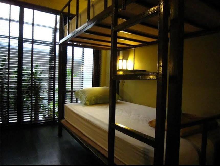 Niras Bankoc Hostel *