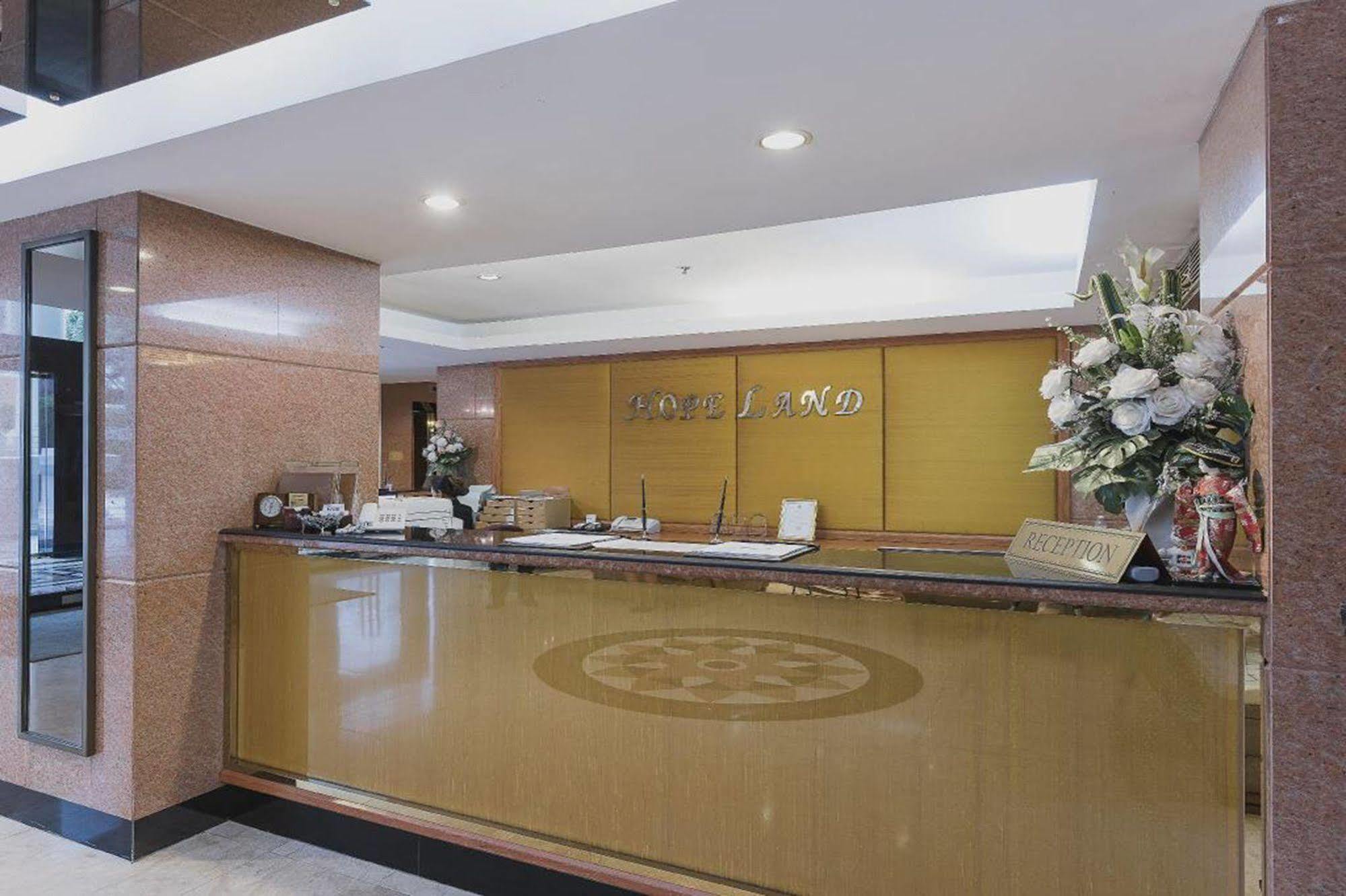 Hope Land Sukhumvit 24 4* Banguecoque