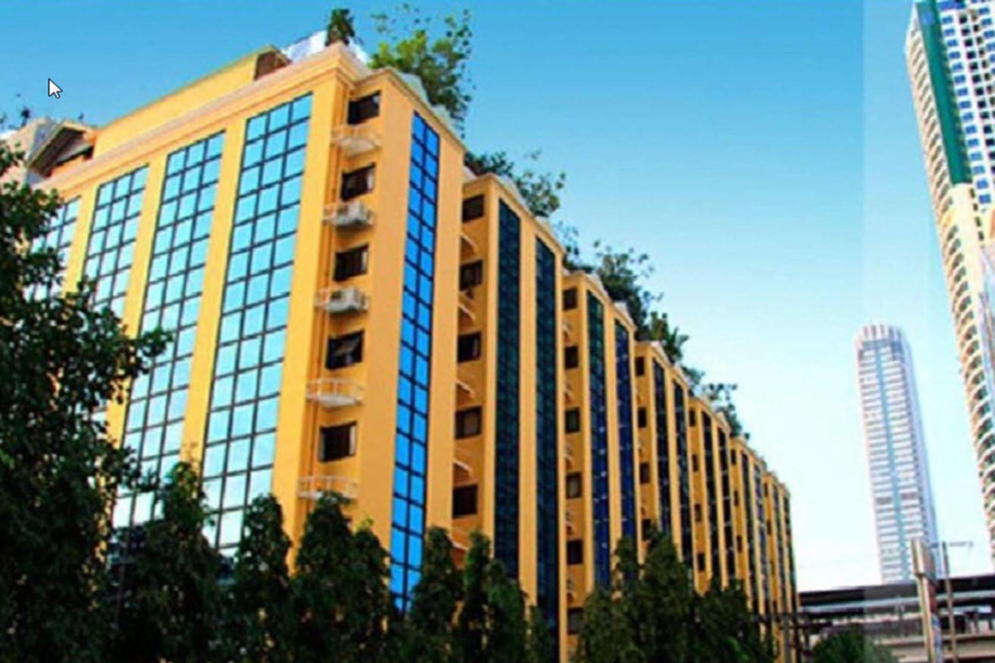 King Royal Garden Hotell 3*