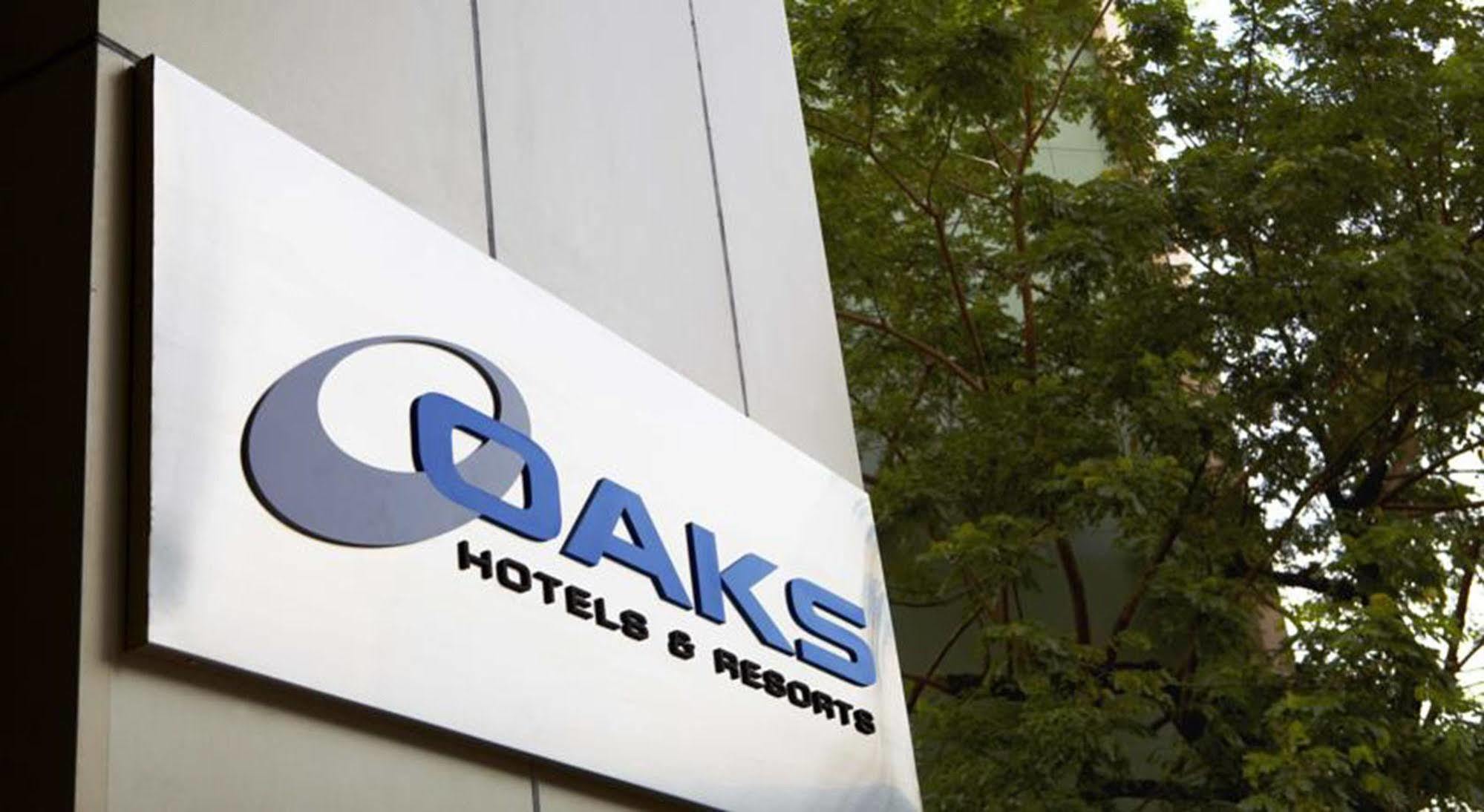 Oaks Sathorn Aparthotel