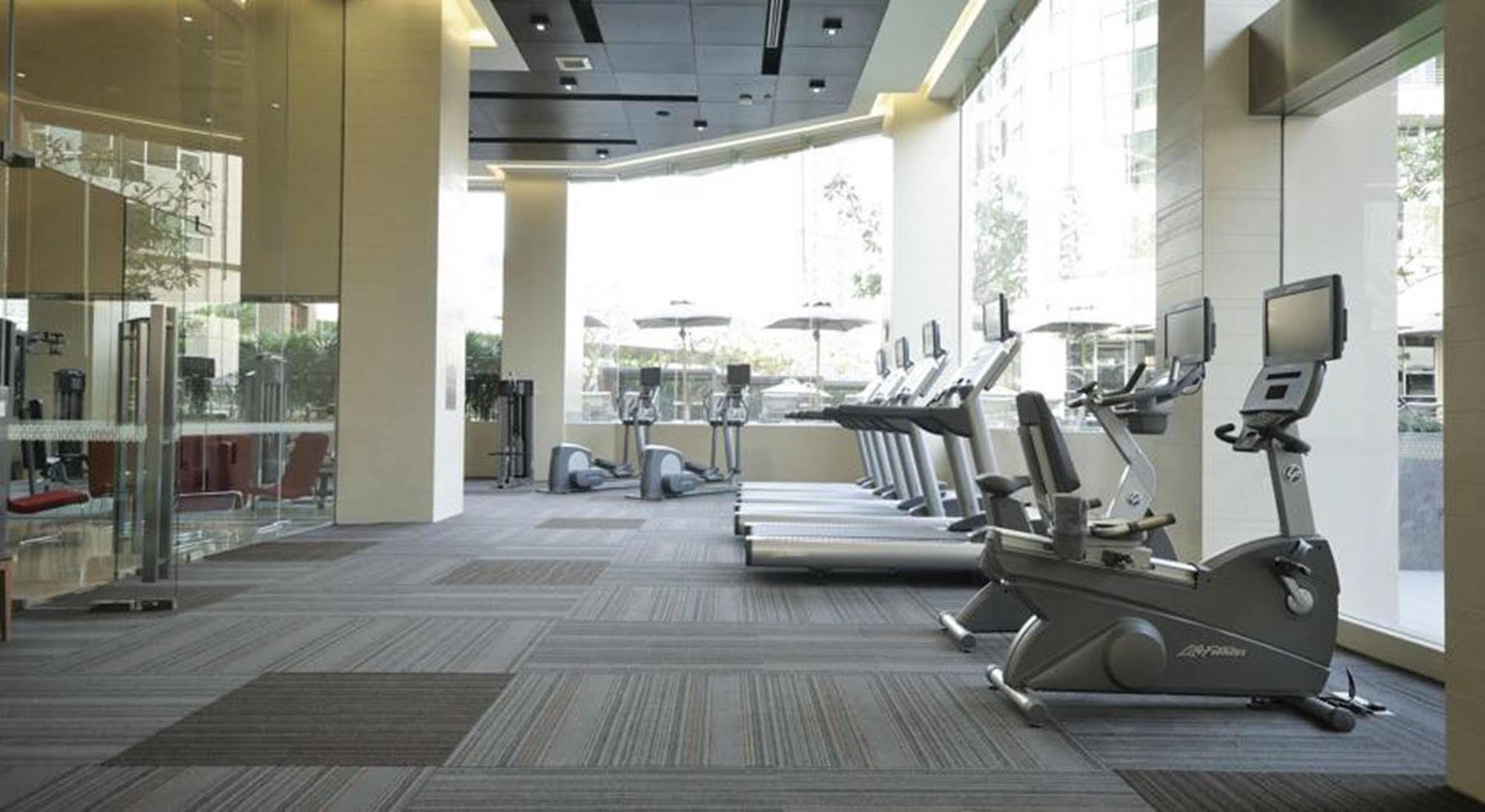 Oaks Sathorn Aparthotel