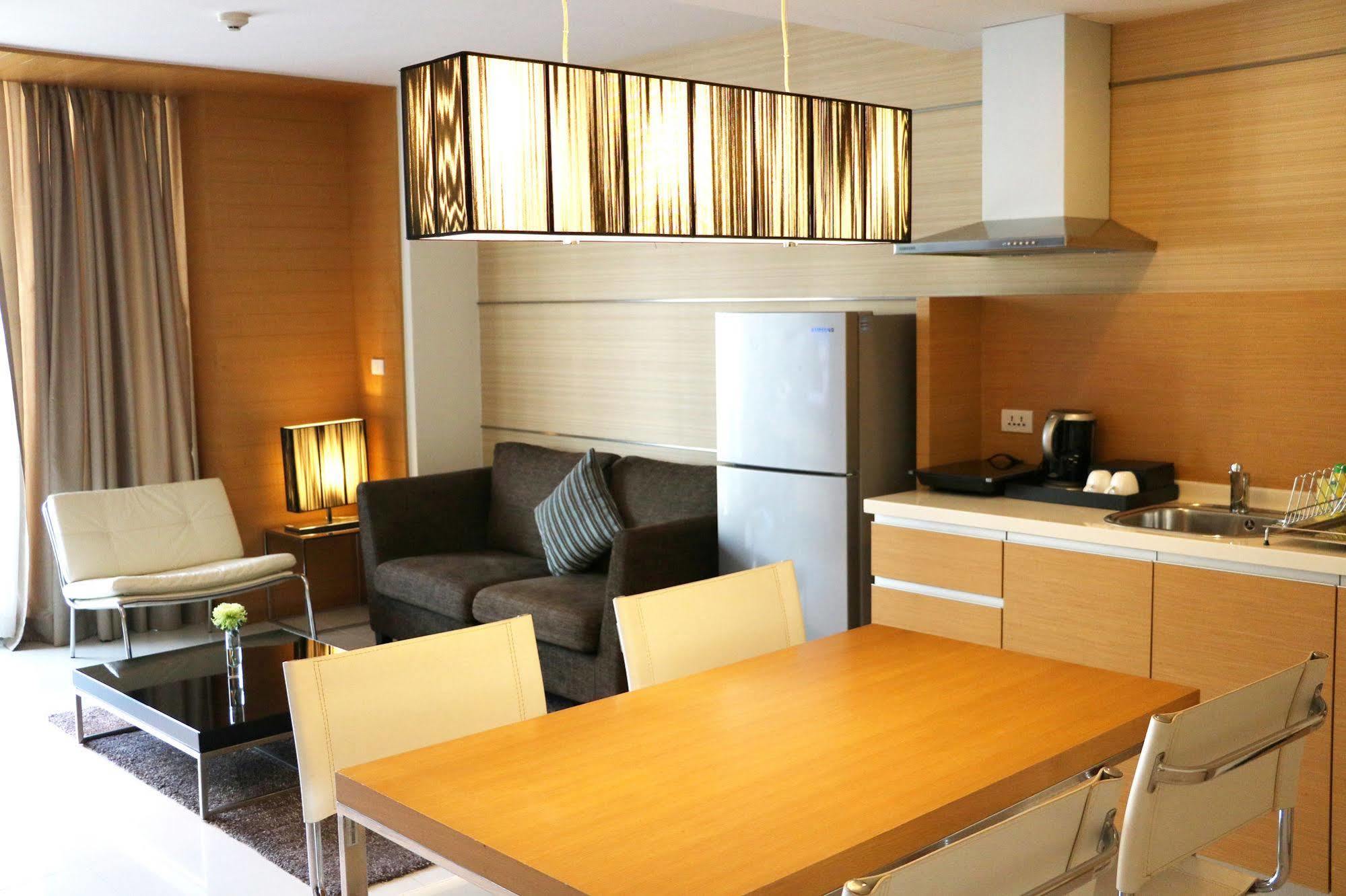 Oaks Sathorn