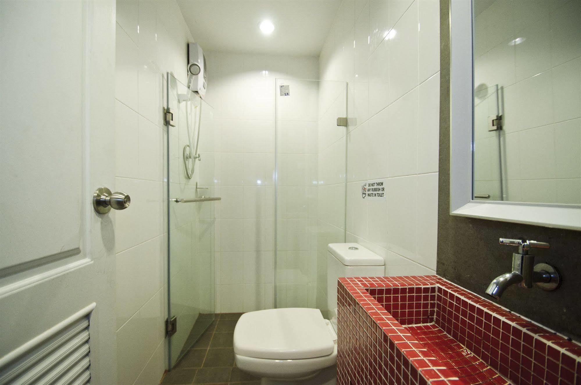 Di Place Khách sạn 3*