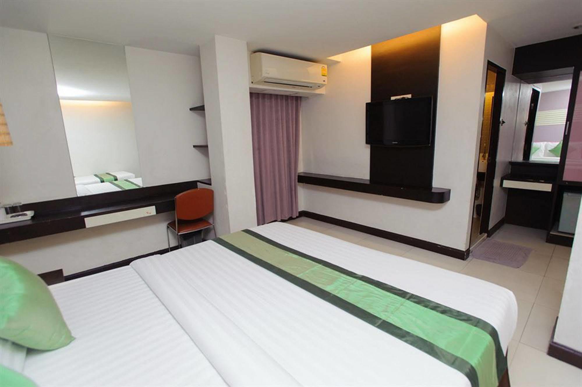 Cozi Hotel, Khách sạn Bangkok