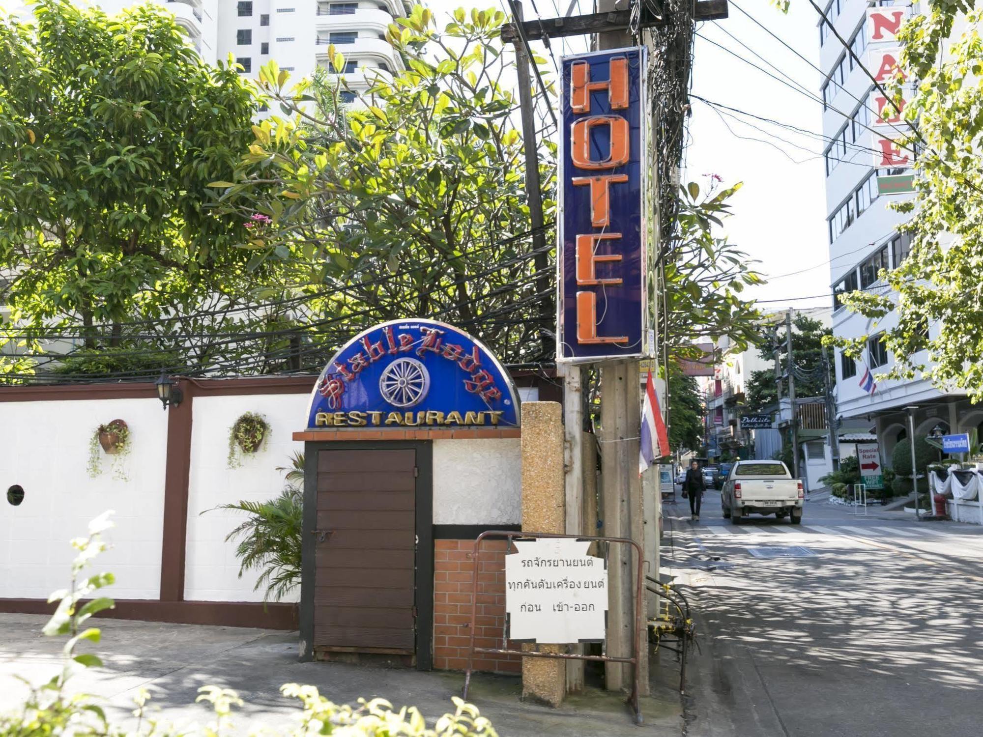 Stable - Sha Certified 3* Bangkok