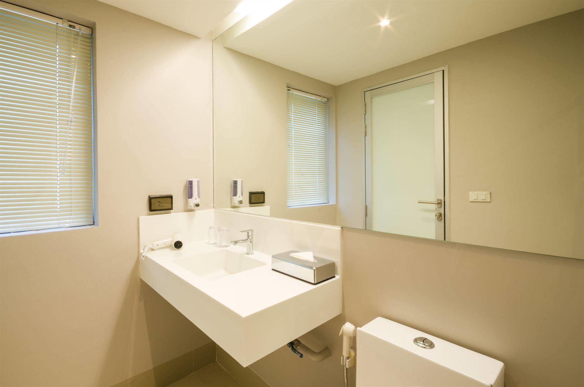 Bizotel Premier Hotel&residence 4* Bangkok