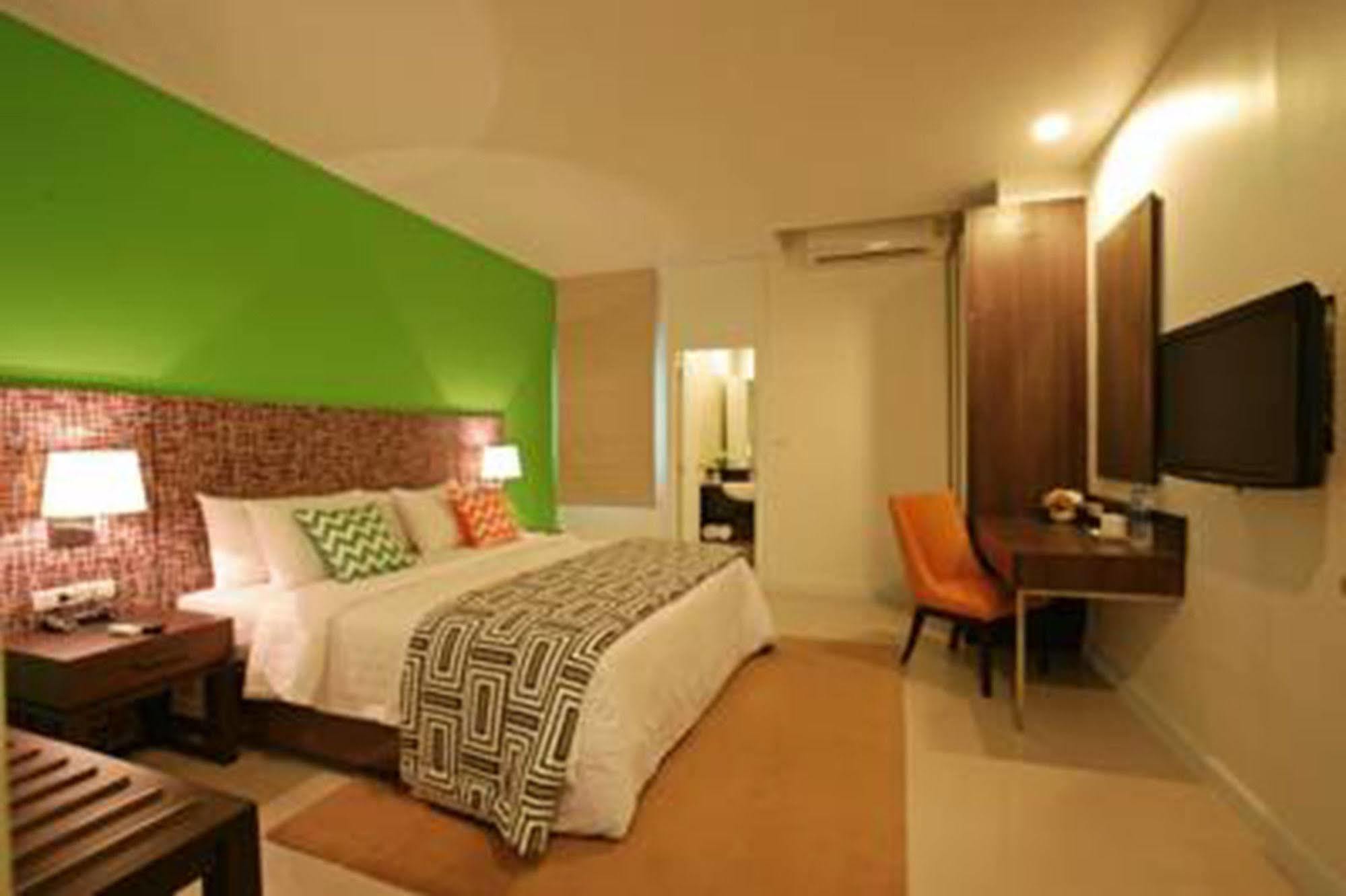 Hotel The Legacy Sukhumvit, An Aspira Collection 3*
