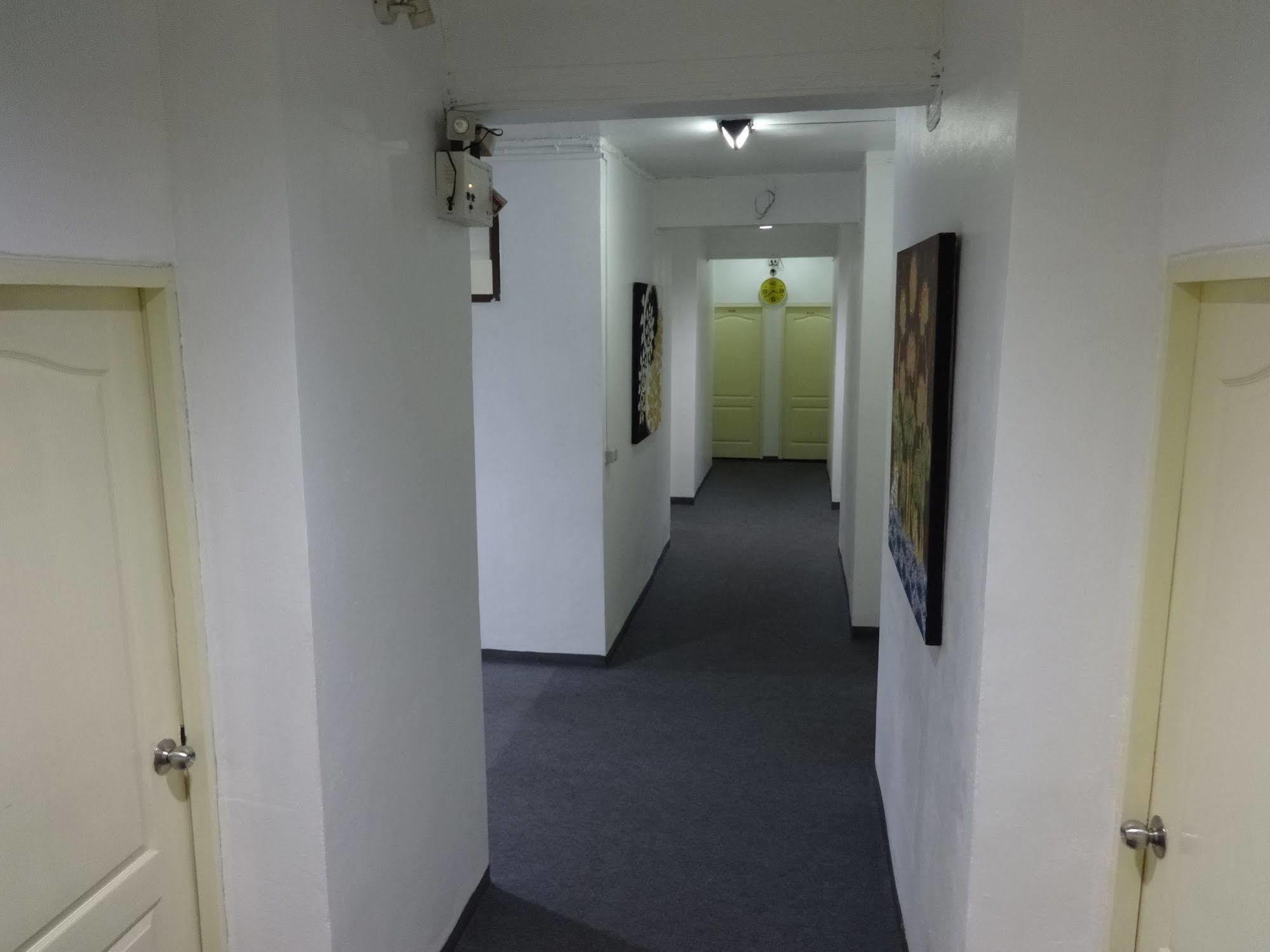 Oyo 568 Art Hua Lamphong Hotell Bangkok