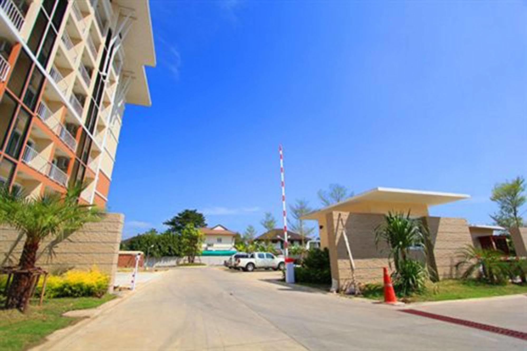 Grow Residences Hotell Bangkok