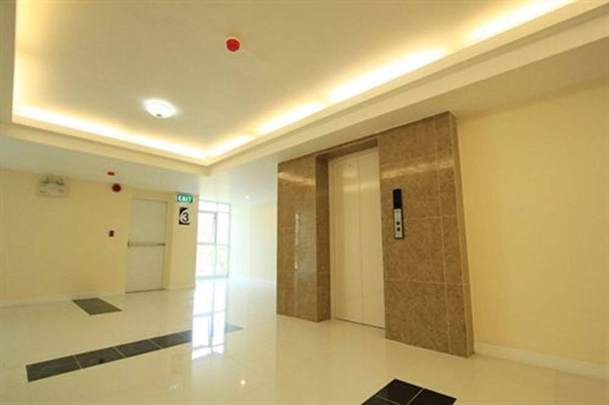 Grow Residences Hotell 3*
