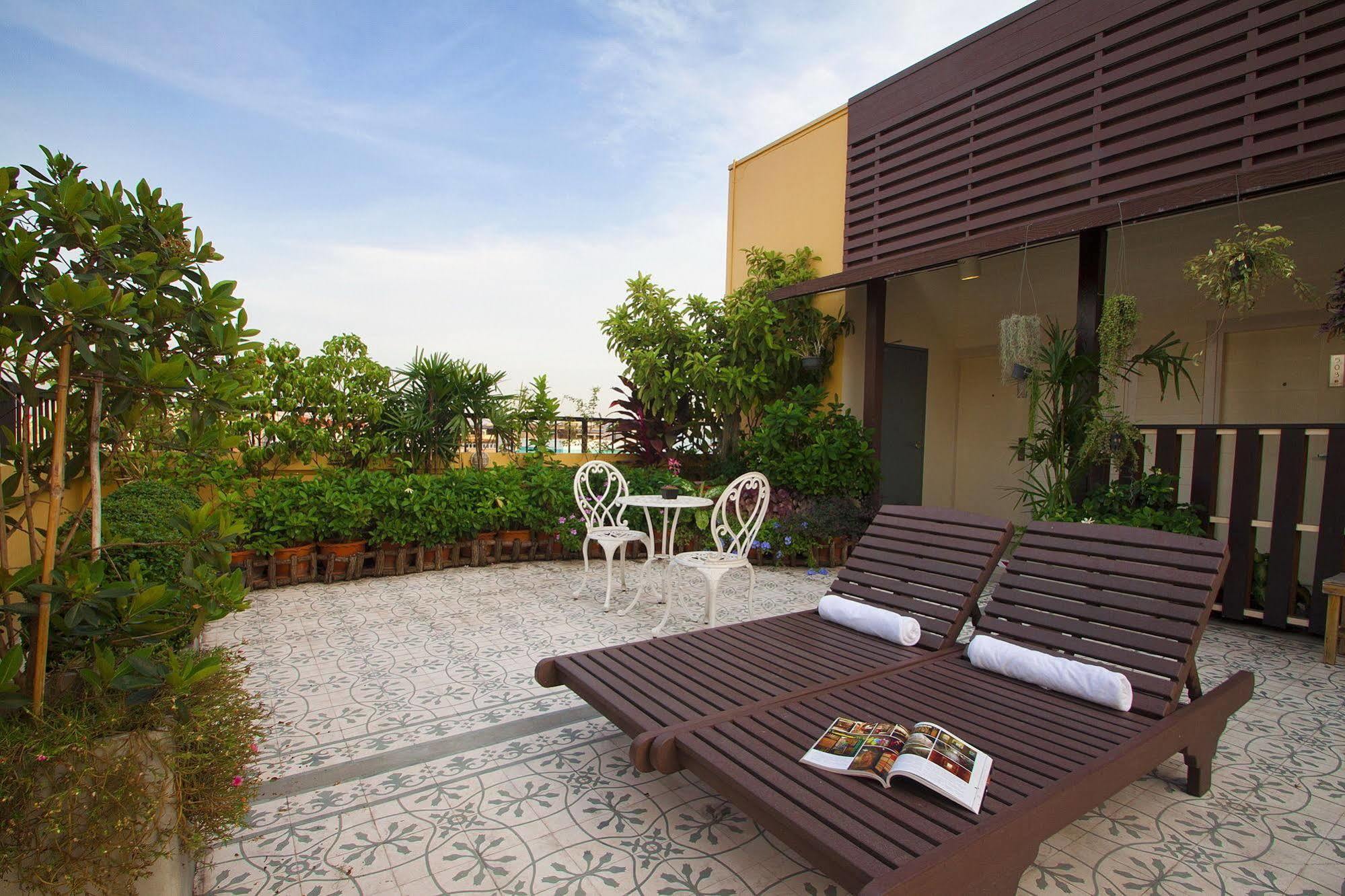 Sakul House *
