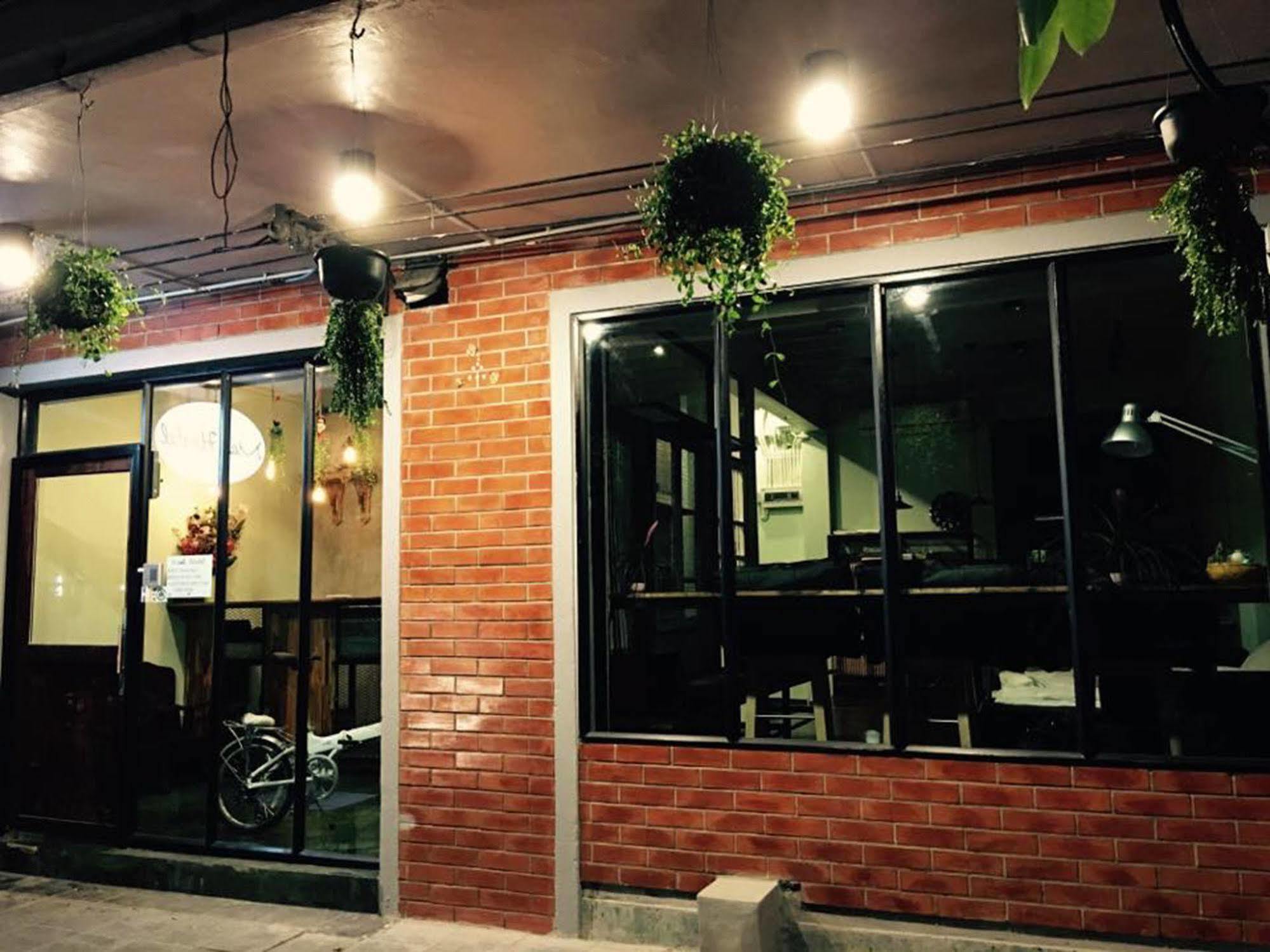 Mali Hostel Bangkok