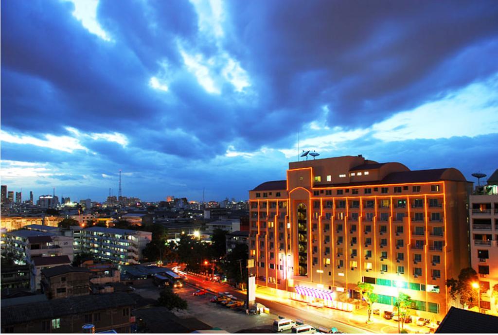 Hip Khách sạn 3*