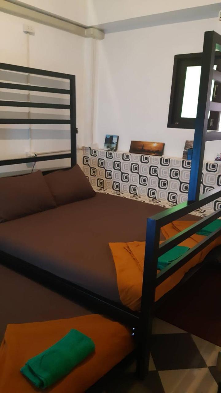 Vr Khaosan Hostel