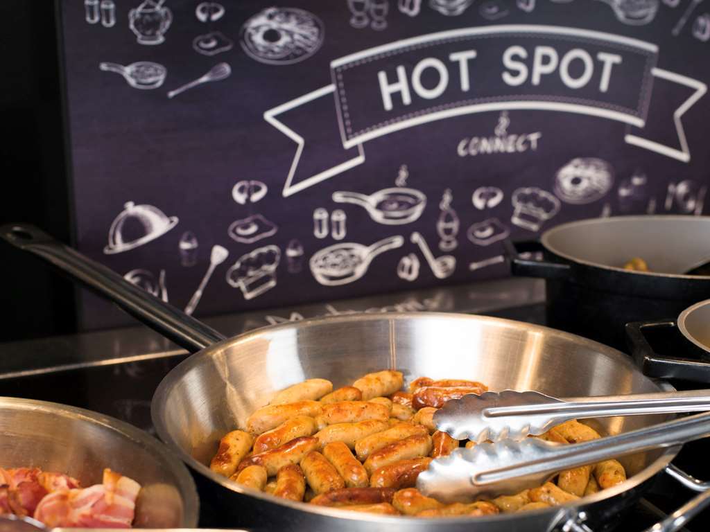 Novotel Sukhumvit 4 Hotel