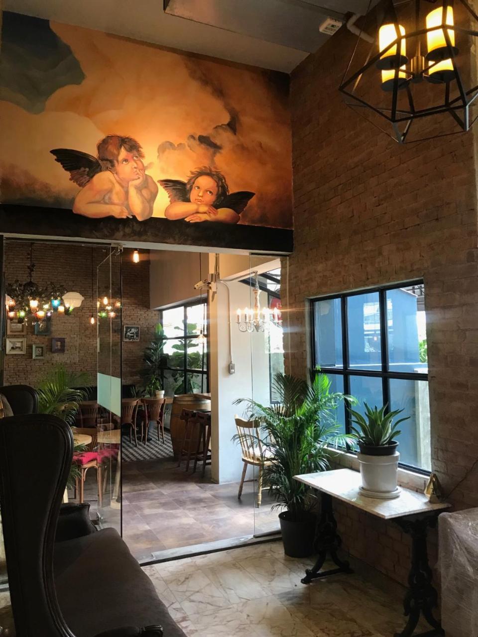 Nhà khách Voyage Boutique *
