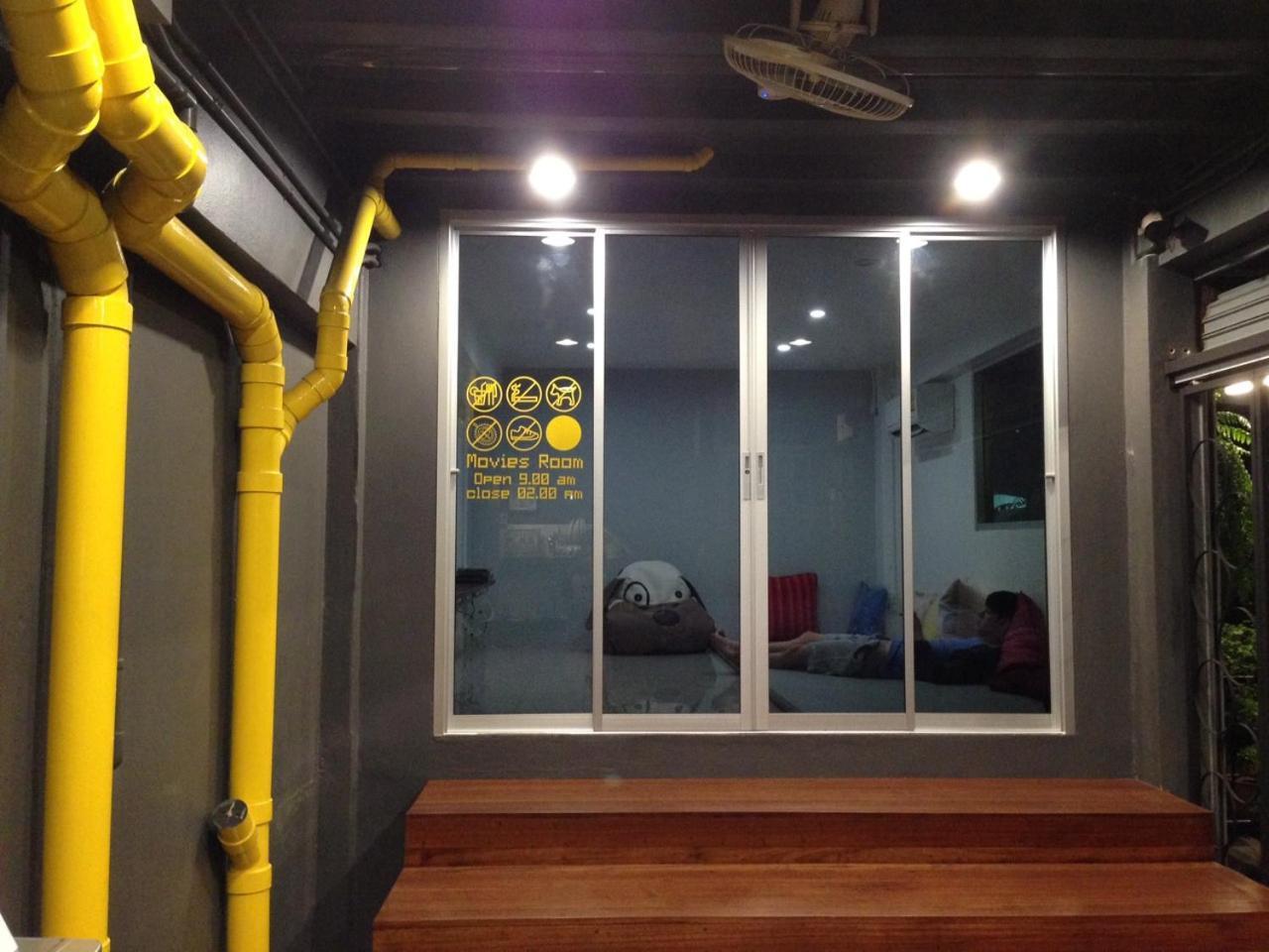 Cubic Albergue Bangkok
