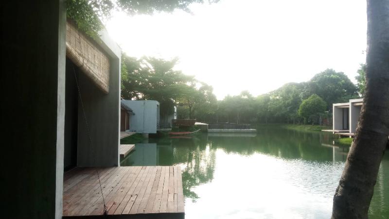 Into The Forest Hotel Bangkok