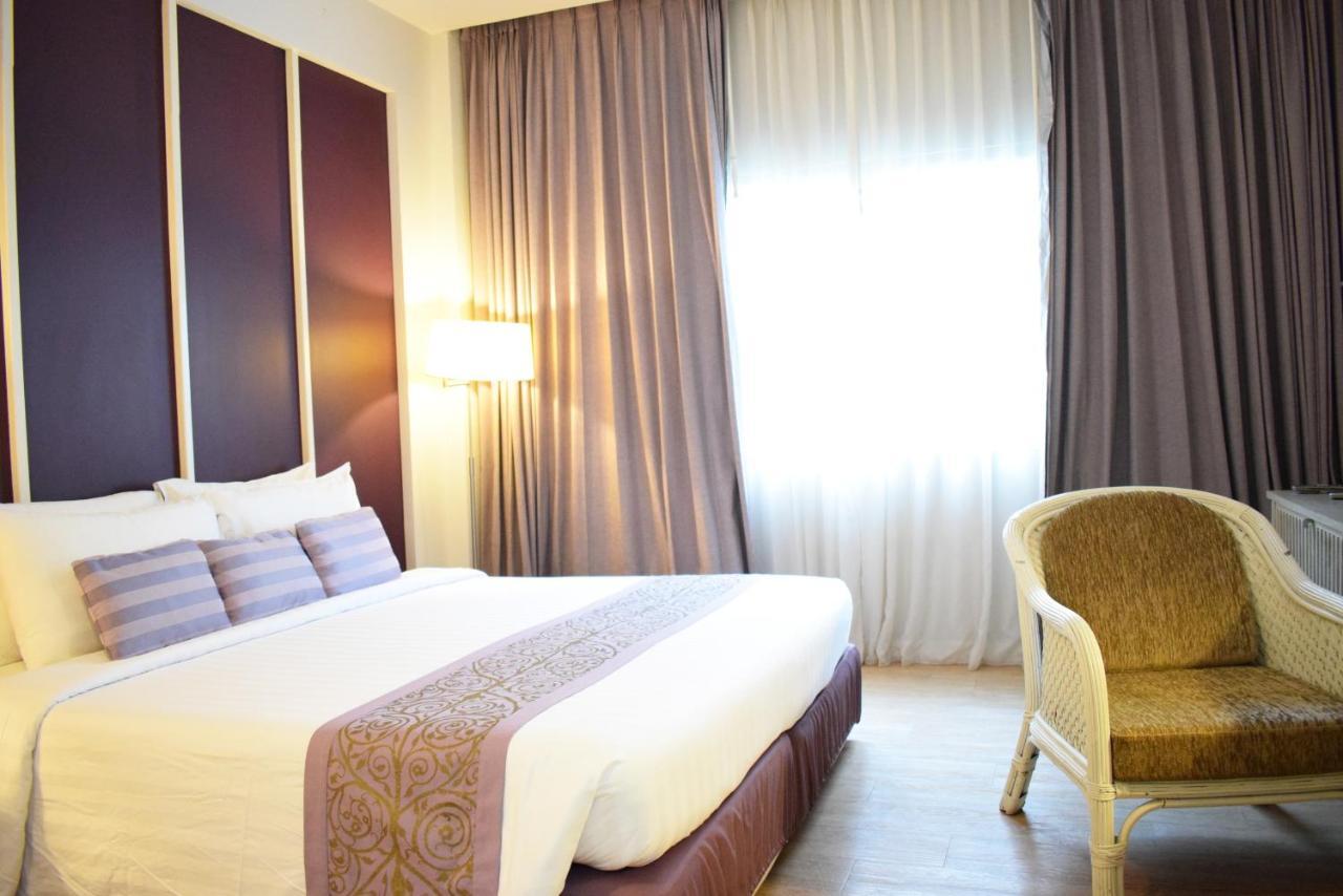 Trang Hotel,
